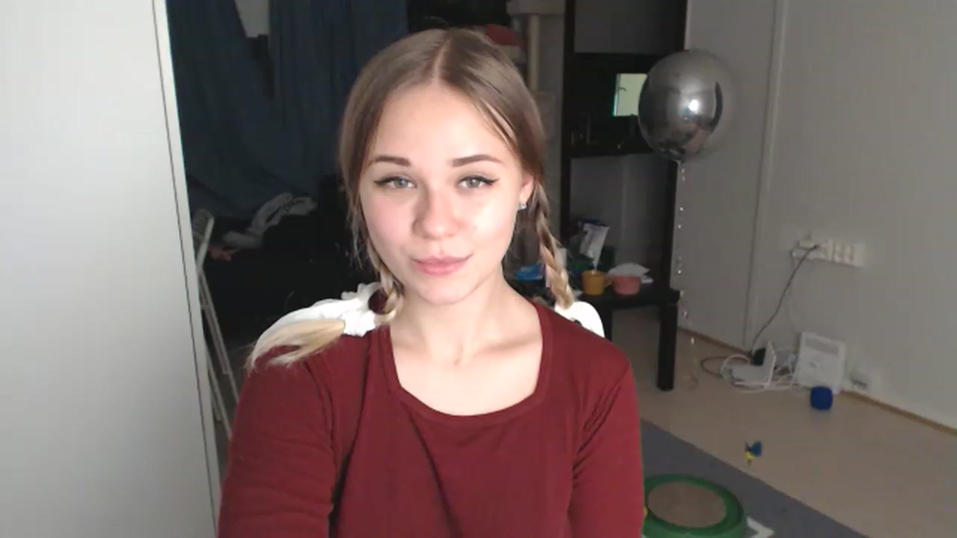 Gallery image thumbnail from Litllebaby's myfreecams stream on, 11/14/2022, 22:30 image 5 of 20