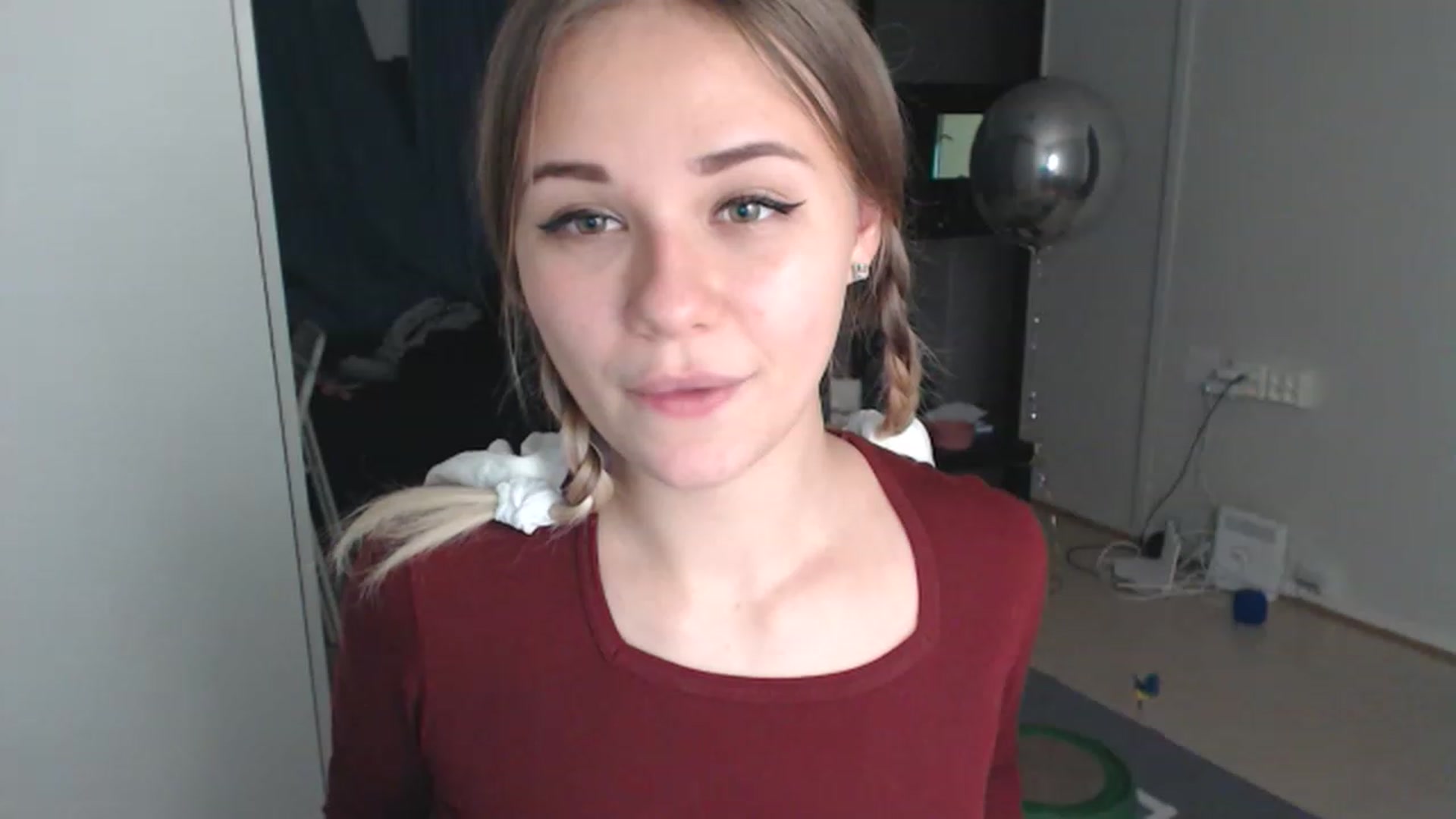 Gallery image thumbnail from Litllebaby's myfreecams stream on, 11/14/2022, 22:30 image 4 of 20