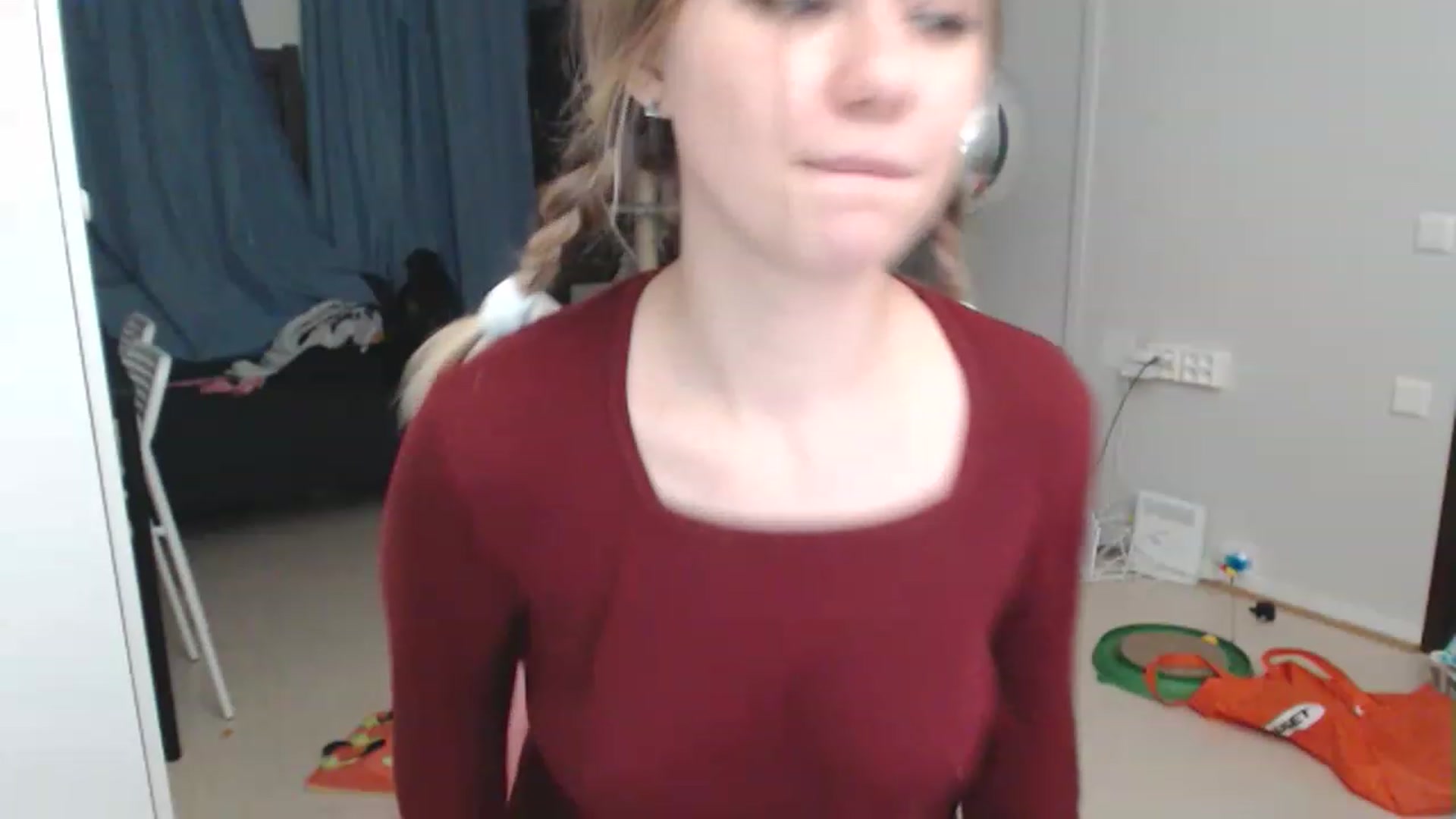 Gallery image thumbnail from Litllebaby's myfreecams stream on, 11/15/2022, 24:44 image 3 of 20