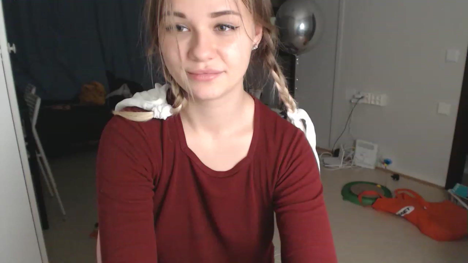 Gallery image thumbnail from Litllebaby's myfreecams stream on, 11/15/2022, 01:11 image 3 of 20