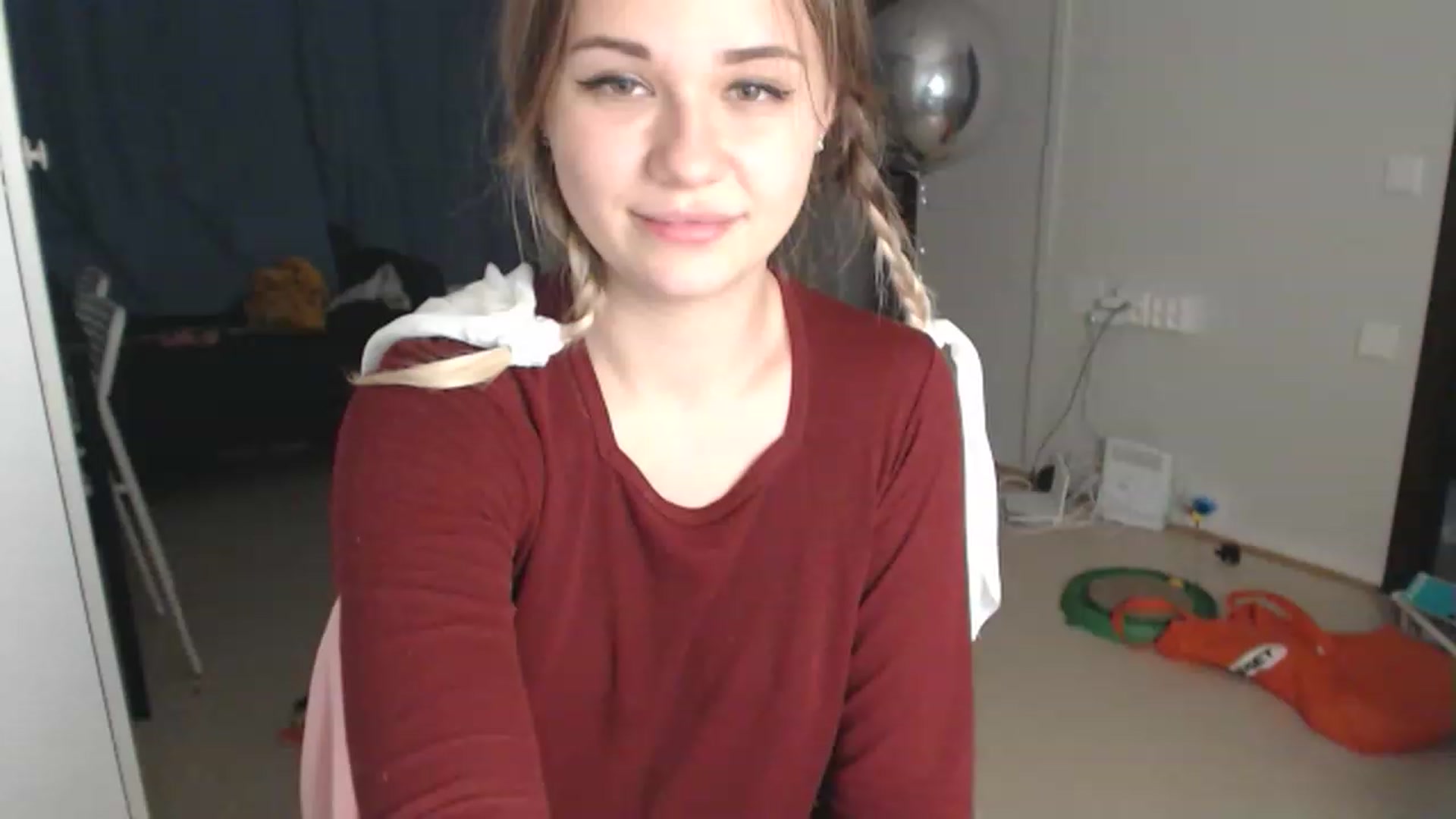 Gallery image thumbnail from Litllebaby's myfreecams stream on, 11/15/2022, 01:11 image 8 of 20