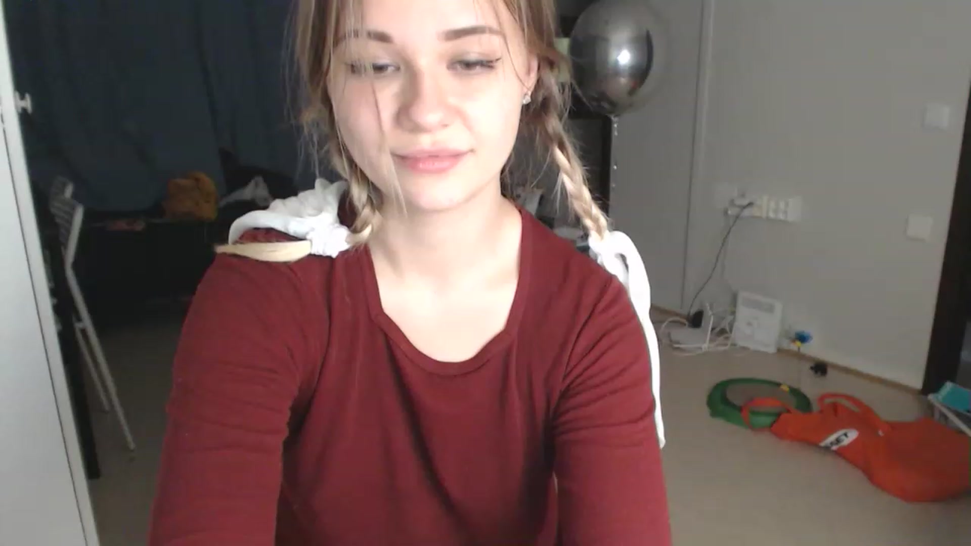 Gallery image thumbnail from Litllebaby's myfreecams stream on, 11/15/2022, 01:11 image 5 of 20