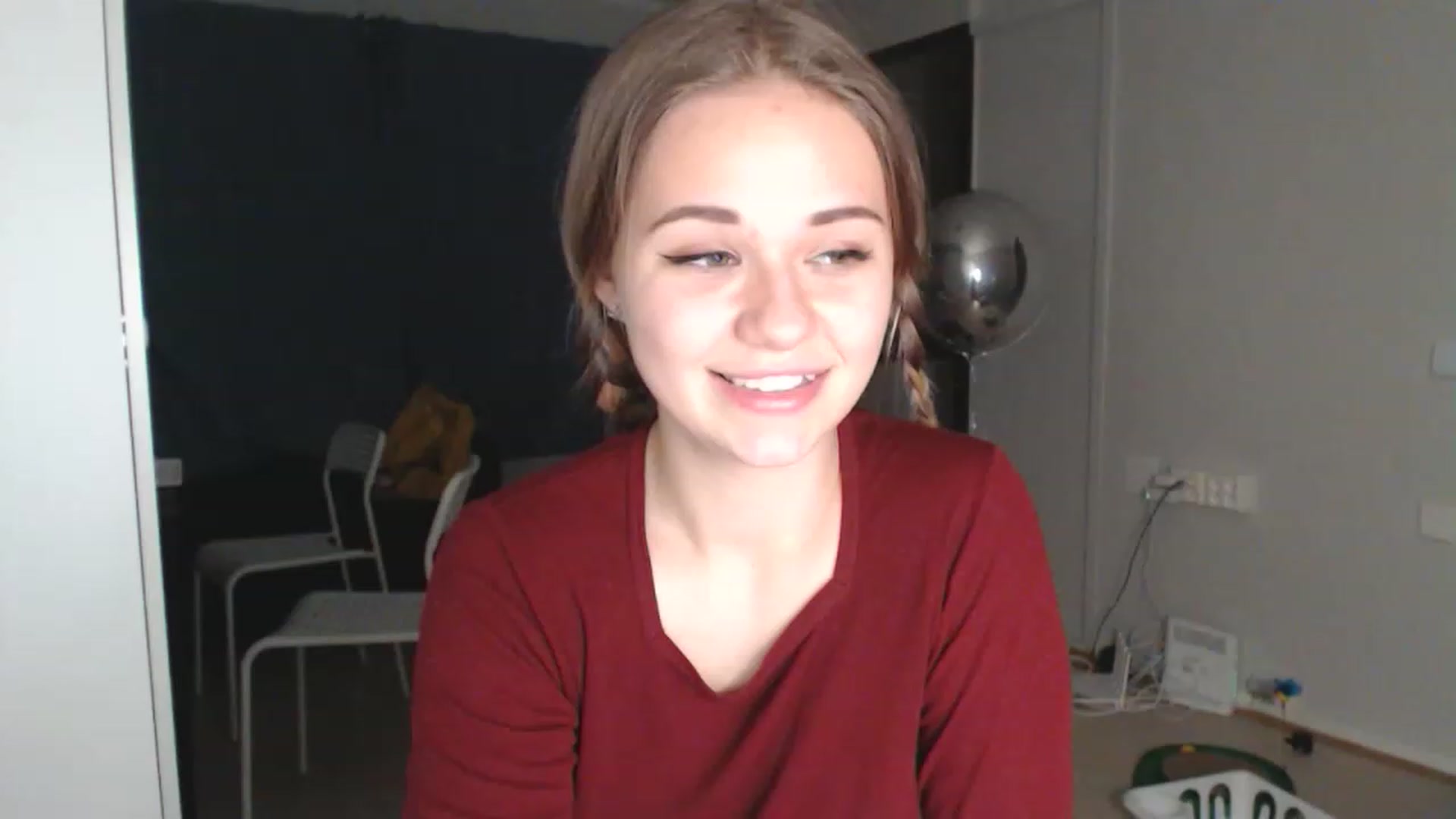 Gallery image thumbnail from Litllebaby's myfreecams stream on, 11/16/2022, 01:37 image 8 of 20