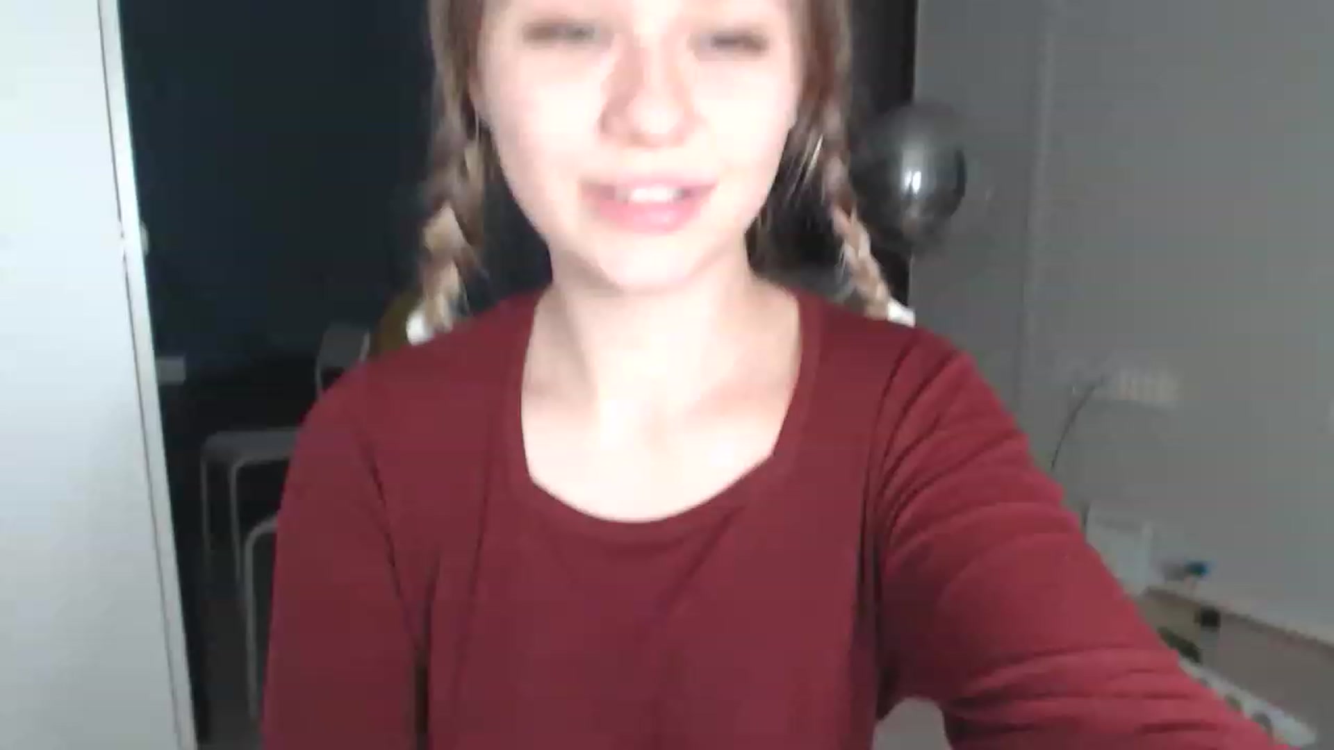 Gallery image thumbnail from Litllebaby's myfreecams stream on, 11/16/2022, 01:37 image 15 of 20