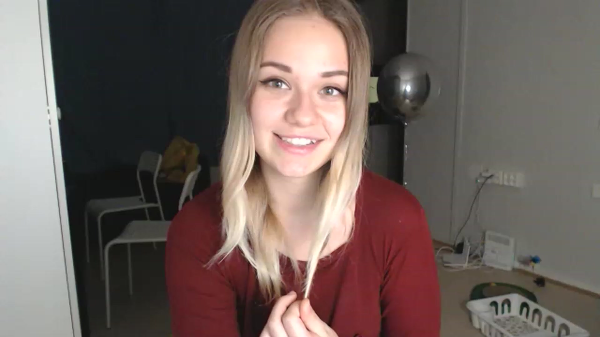 Gallery image thumbnail from Litllebaby's myfreecams stream on, 11/16/2022, 02:37 image 1 of 20