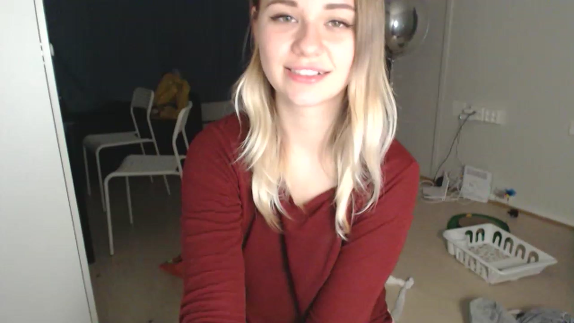 Gallery image thumbnail from Litllebaby's myfreecams stream on, 11/16/2022, 02:37 image 12 of 20