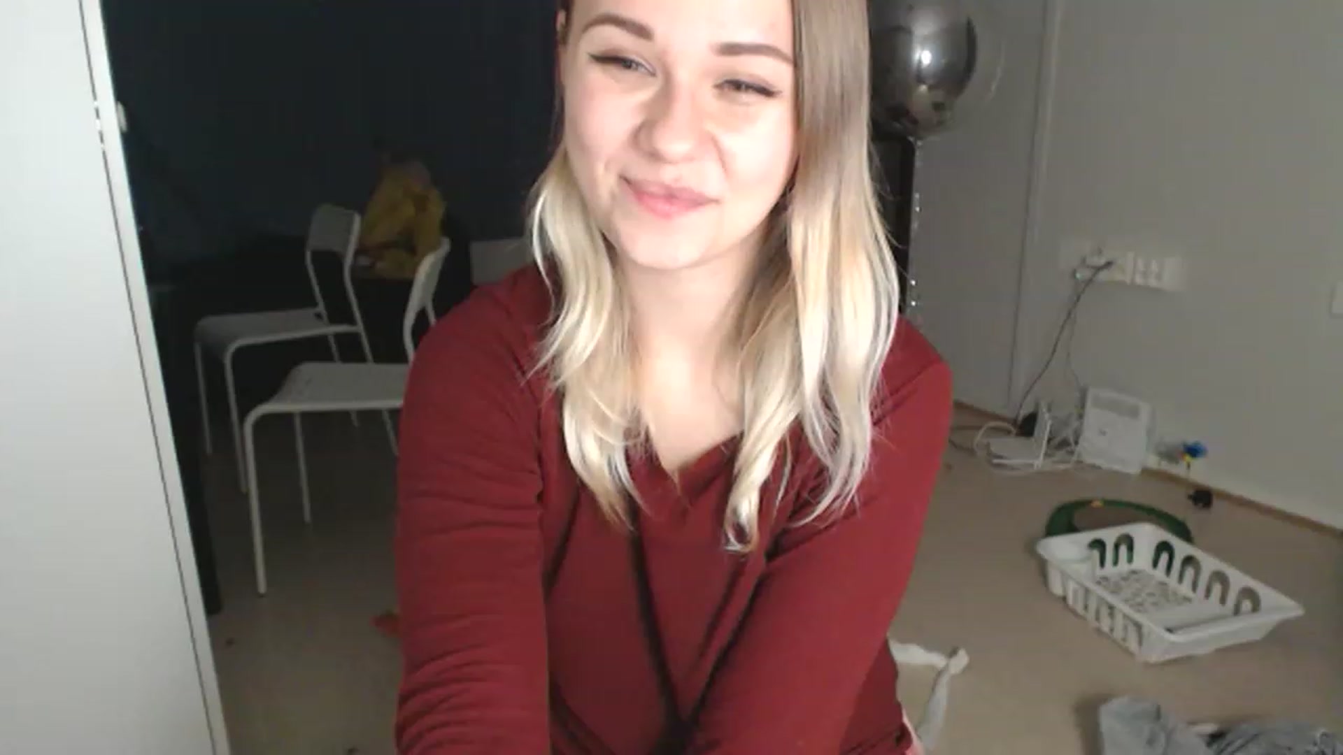 Gallery image thumbnail from Litllebaby's myfreecams stream on, 11/16/2022, 02:37 image 11 of 20
