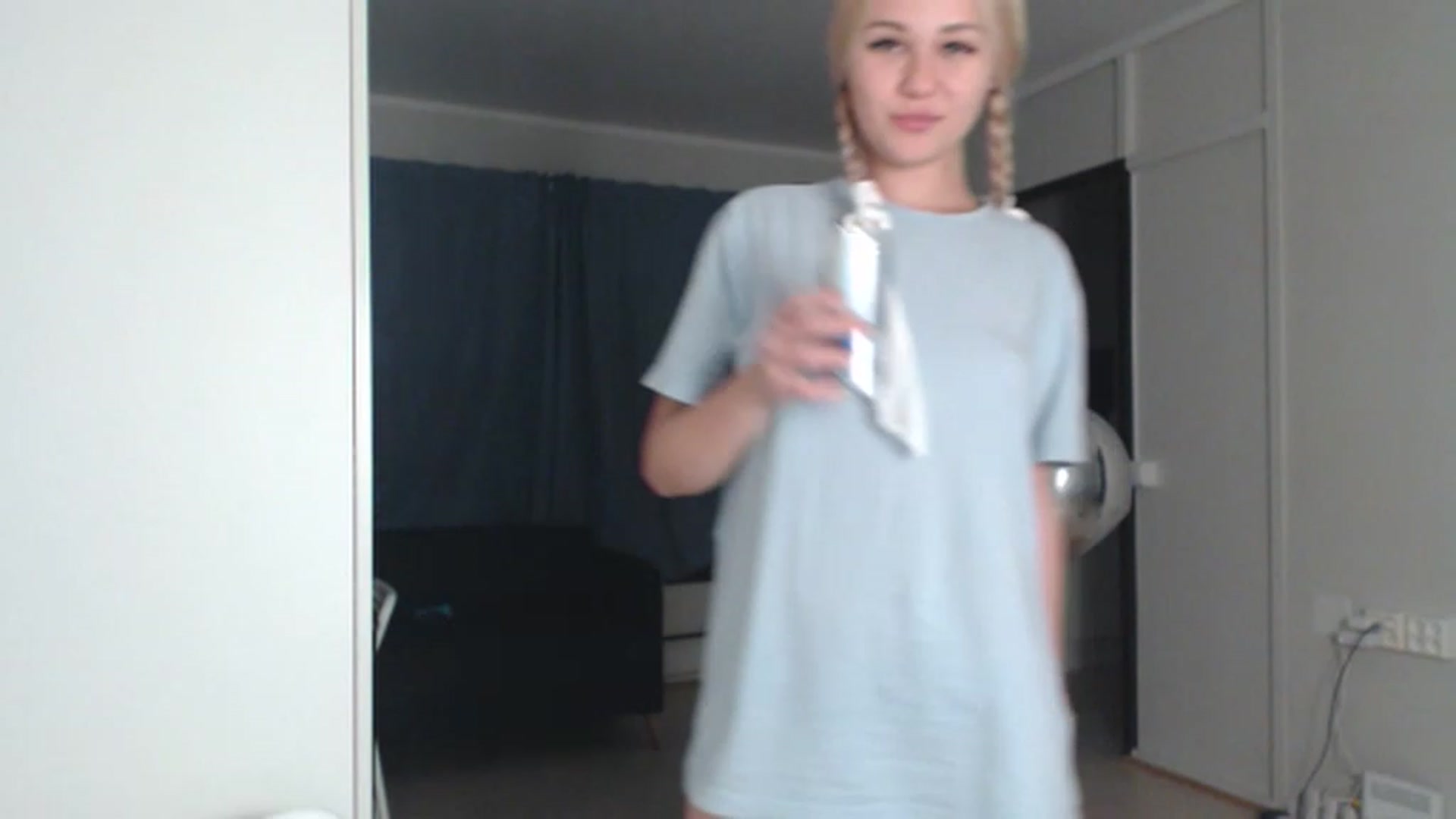 Gallery image thumbnail from Litllebaby's myfreecams stream on, 11/18/2022, 23:12 image 2 of 20
