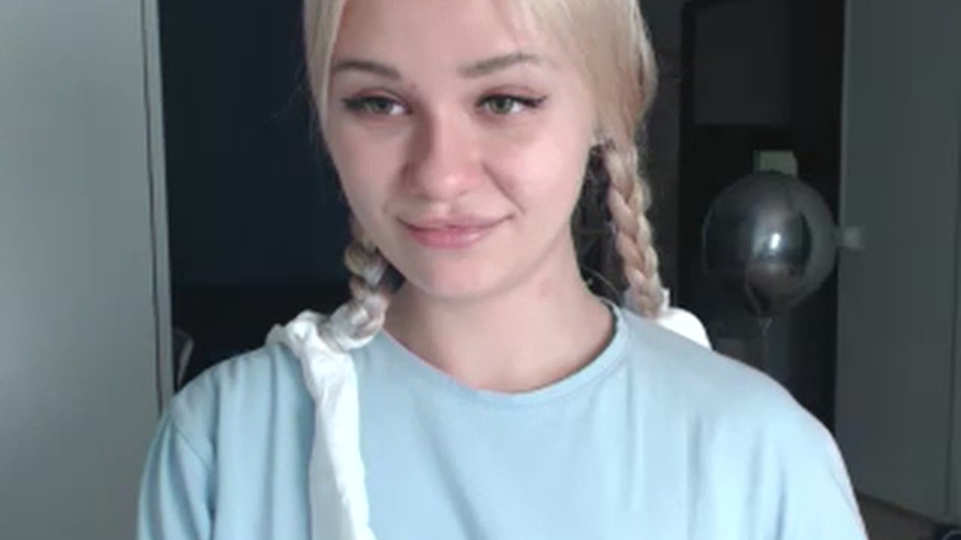 Gallery image thumbnail from Litllebaby's myfreecams stream on, 11/19/2022, 01:22 image 2 of 20
