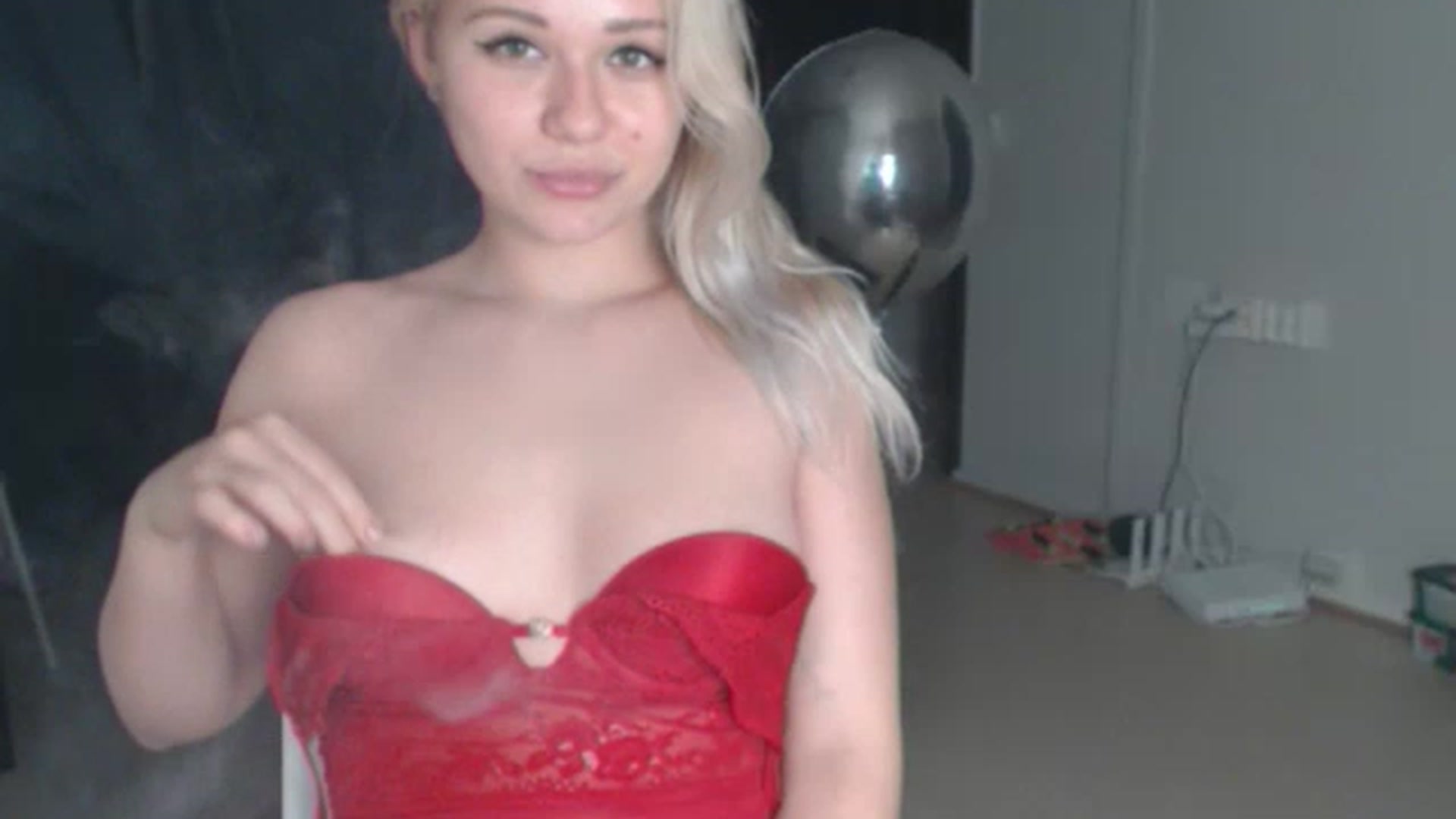 Gallery image thumbnail from Litllebaby's myfreecams stream on, 11/22/2022, 01:15 image 18 of 20