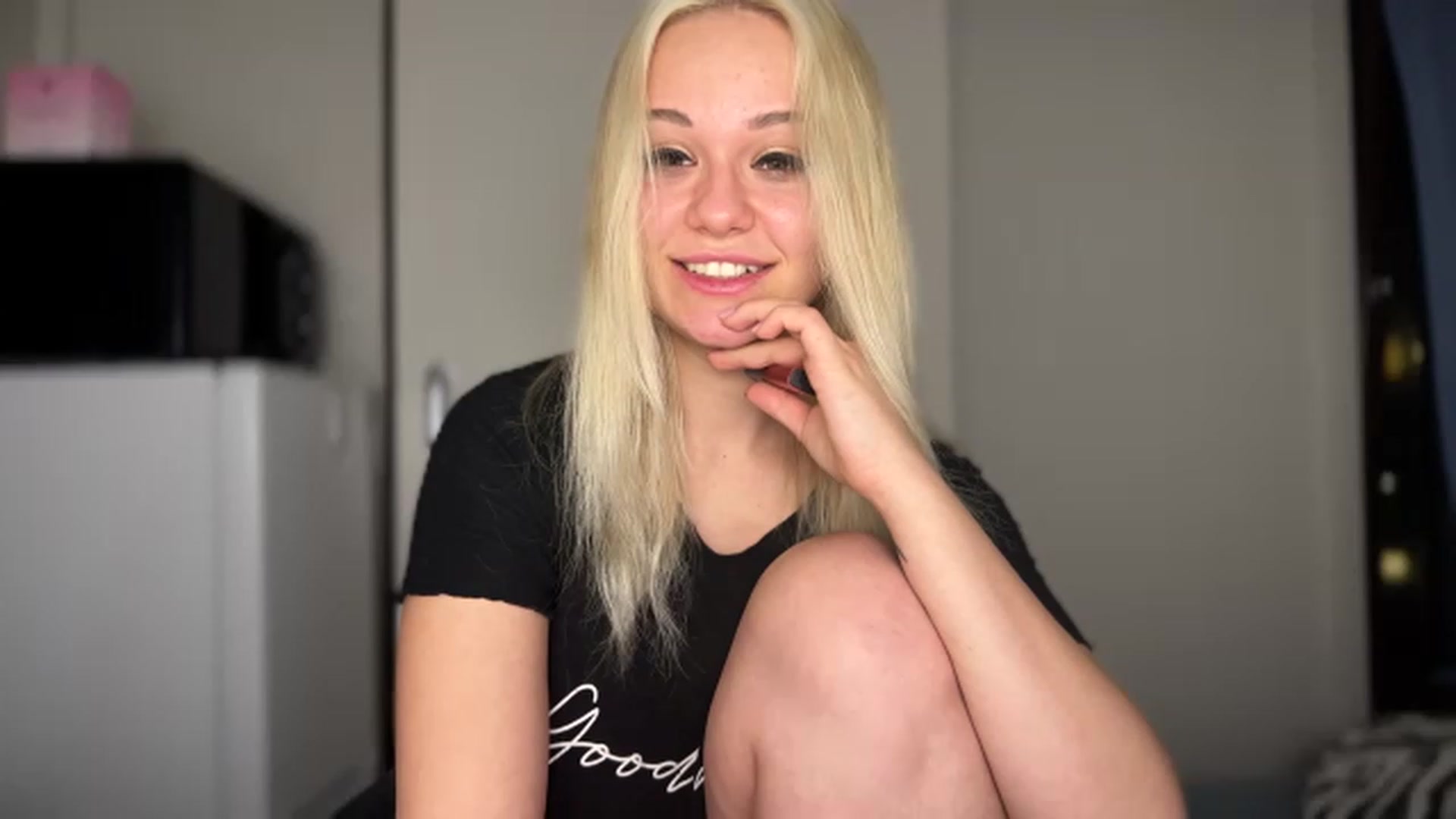 Gallery image thumbnail from Litllebaby's myfreecams stream on, 01/17/2023, 17:33 image 9 of 20