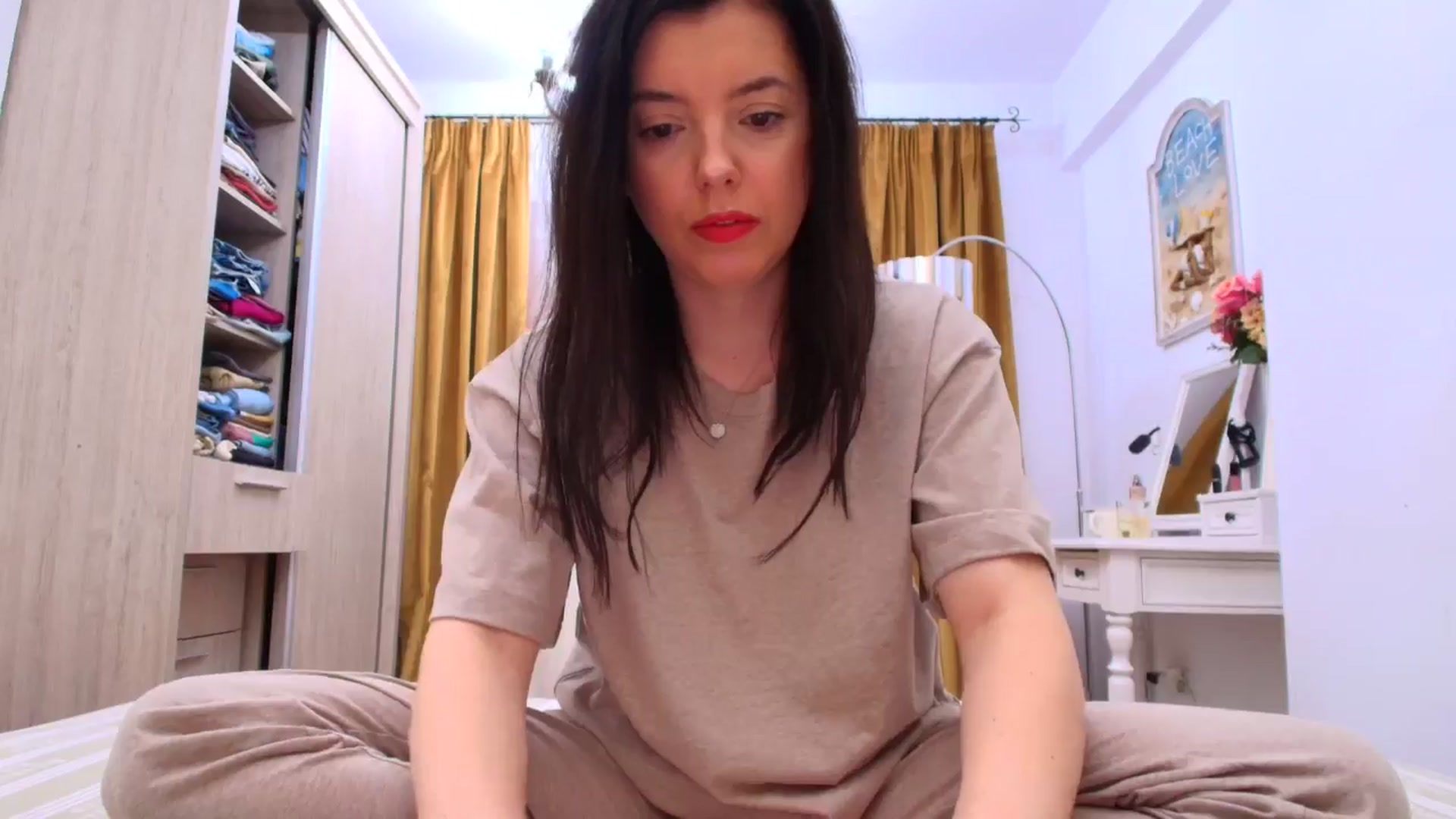 Gallery image thumbnail from LittleLady's myfreecams stream on, 03/16/2026, 08:50 image 6 of 20