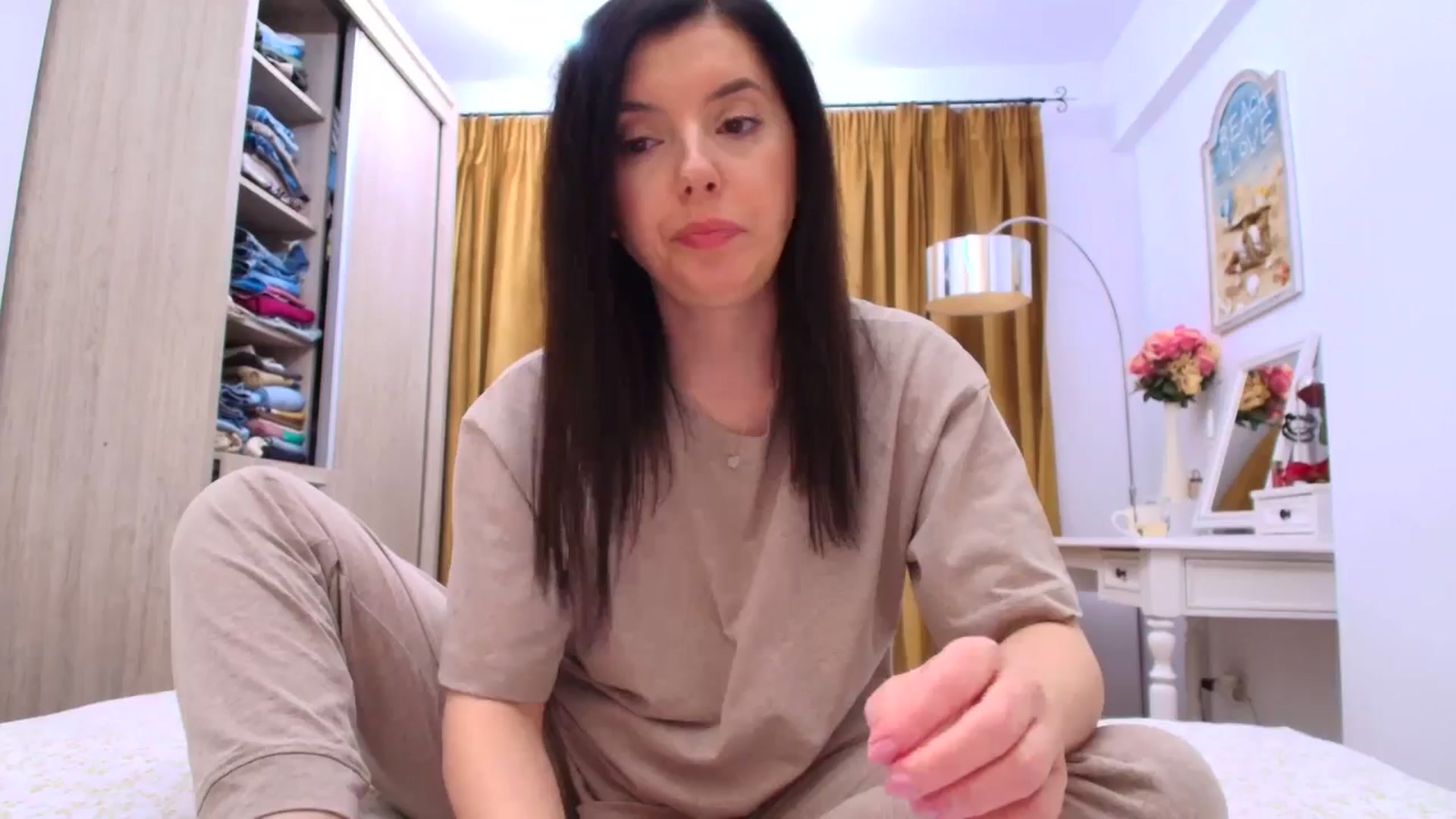Gallery image thumbnail from LittleLady's myfreecams stream on, 03/21/2026, 14:53 image 15 of 20