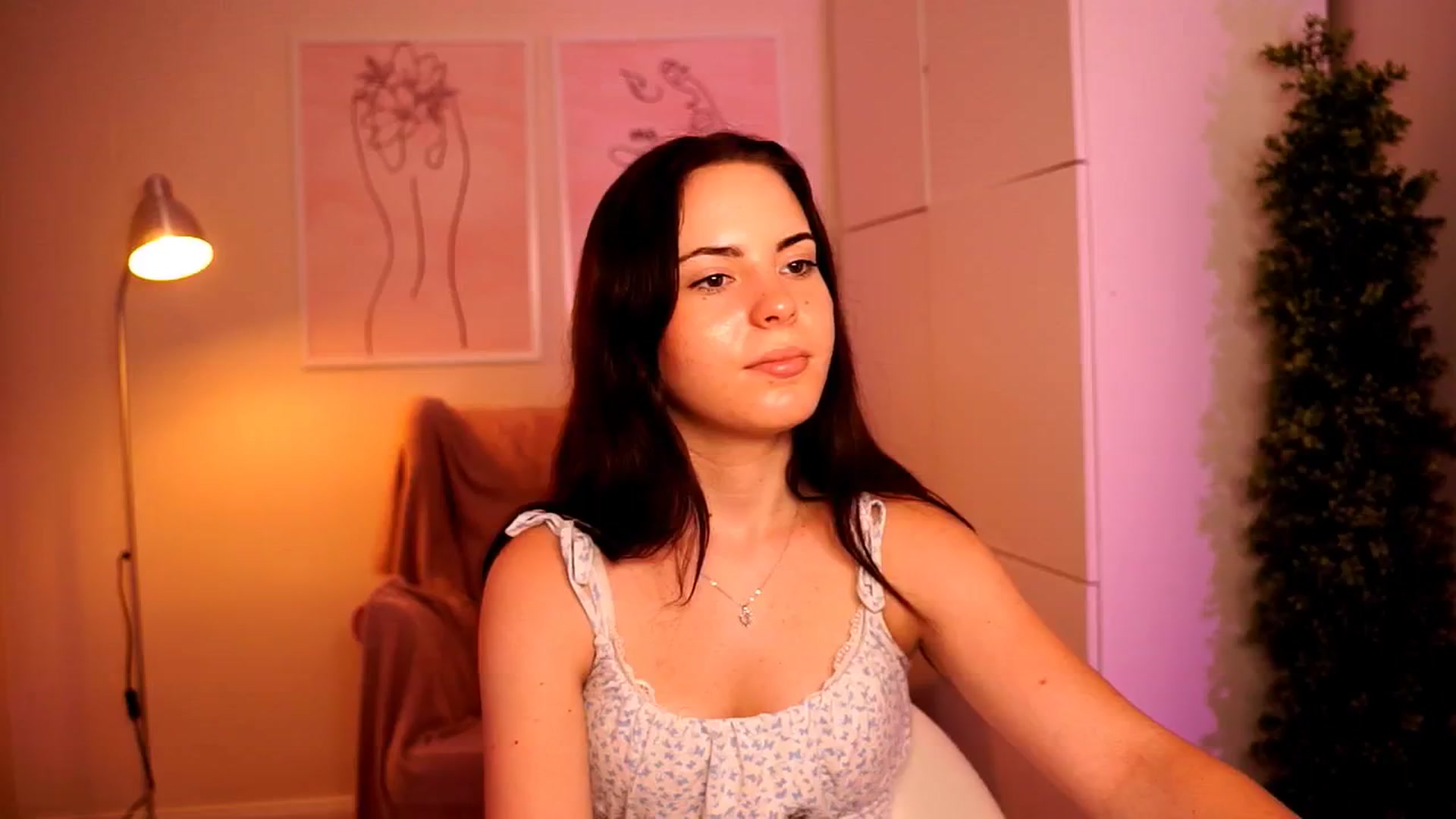 Gallery image thumbnail from LittleMelanie's myfreecams stream on, 06/29/2024, 14:41 image 14 of 20