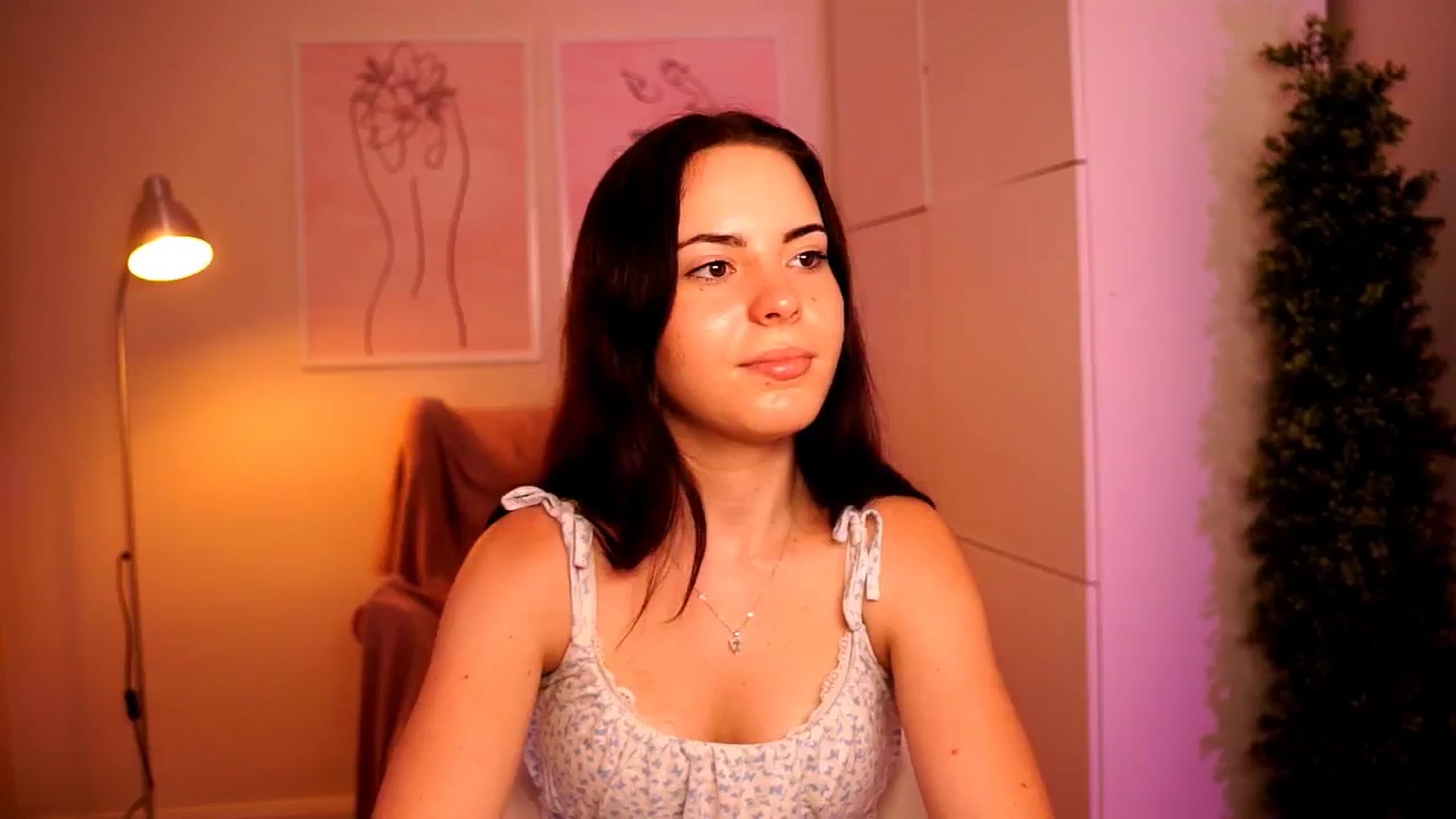 Gallery image thumbnail from LittleMelanie's myfreecams stream on, 06/29/2024, 14:41 image 12 of 20