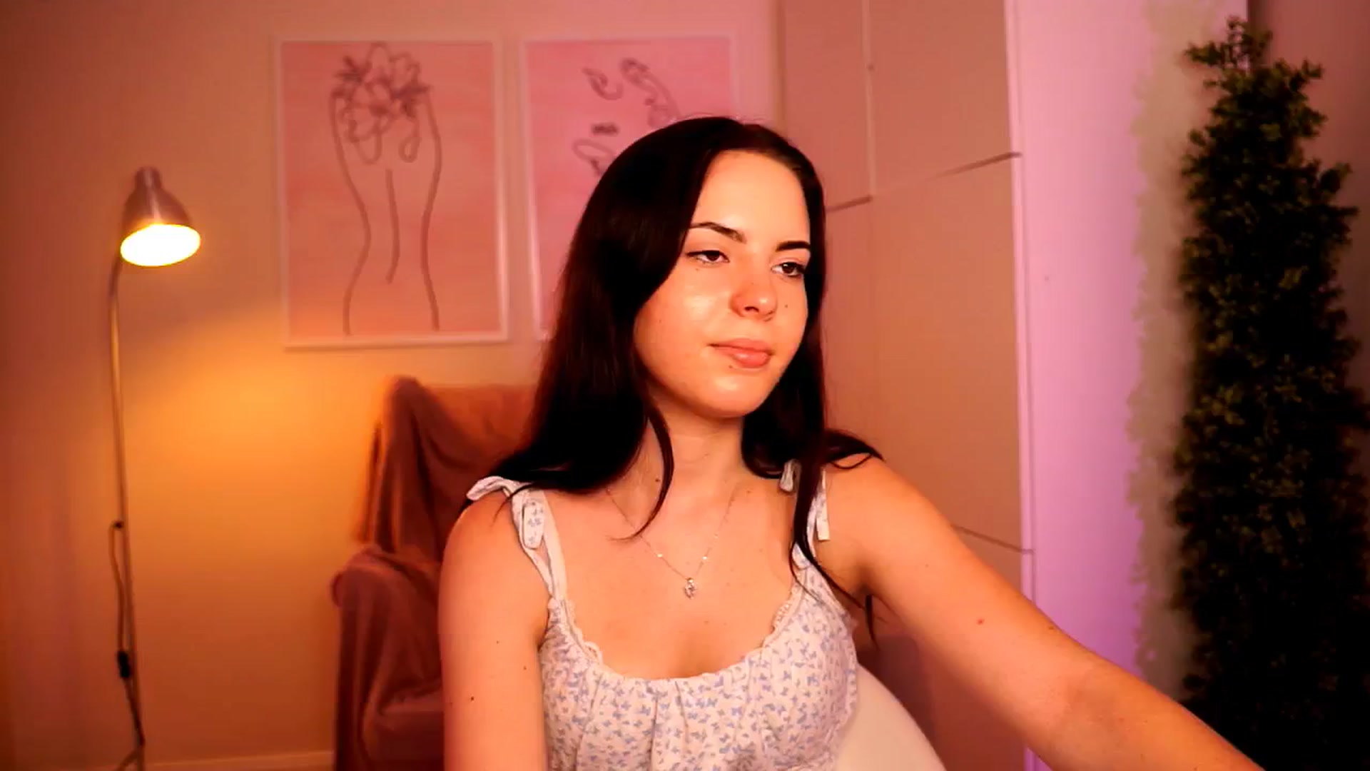 Gallery image thumbnail from LittleMelanie's myfreecams stream on, 06/29/2024, 14:41 image 7 of 20