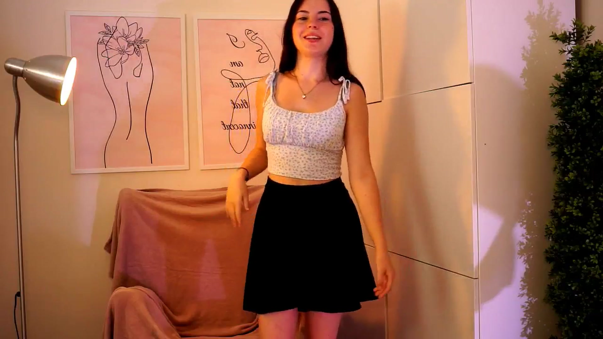 Gallery image thumbnail from LittleMelanie's myfreecams stream on, 07/16/2024, 11:34 image 2 of 20