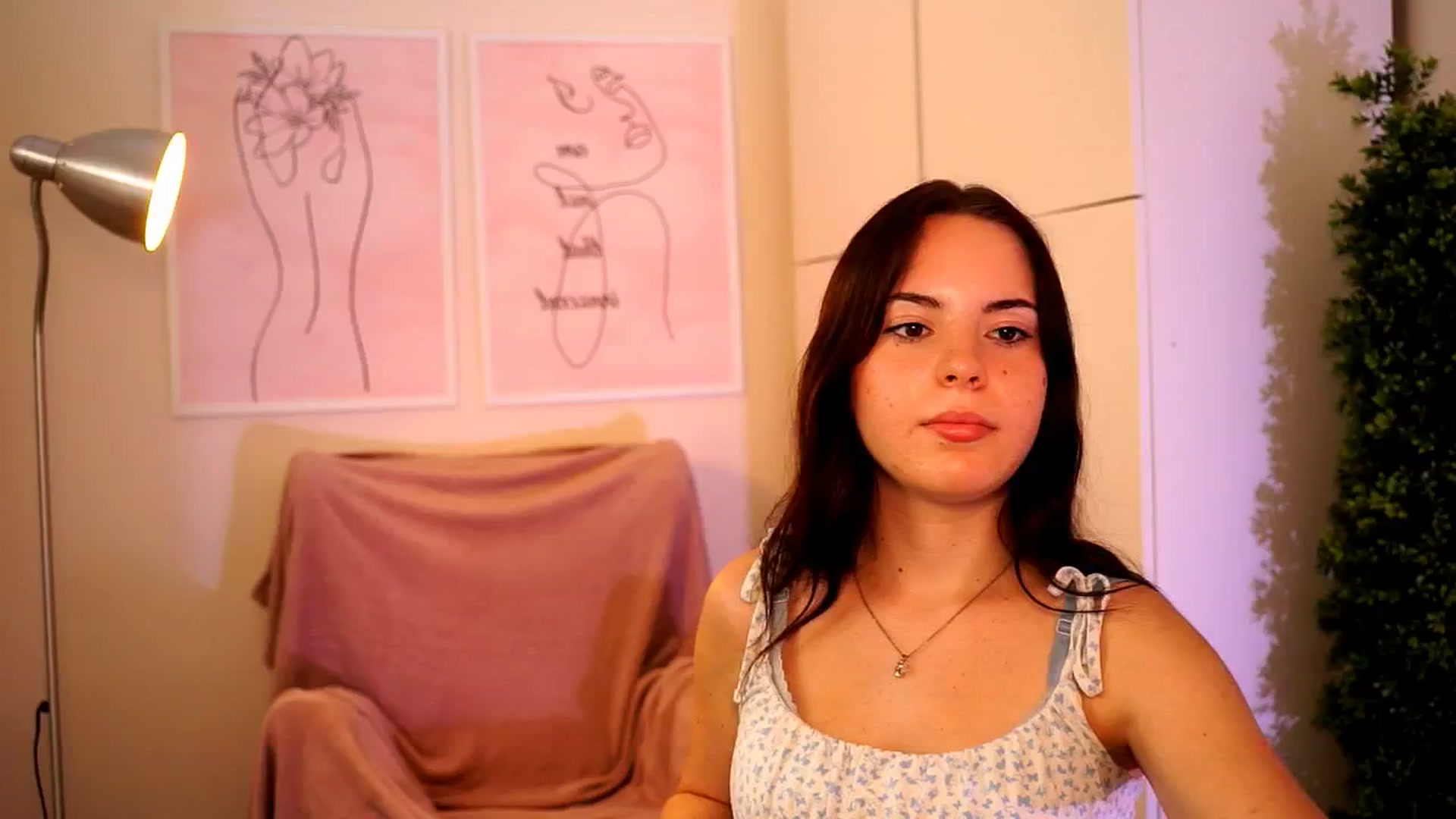 Gallery image thumbnail from LittleMelanie's myfreecams stream on, 07/16/2024, 11:34 image 7 of 20