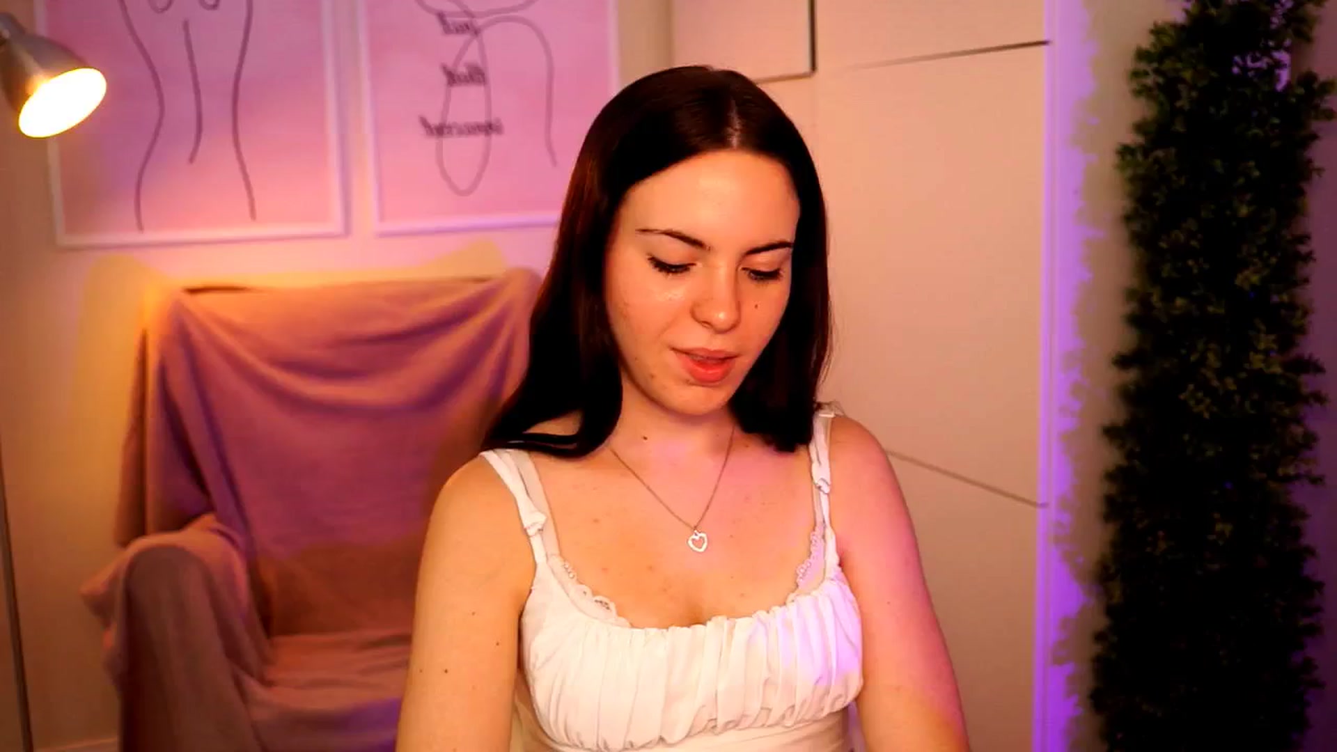 Gallery image thumbnail from LittleMelanie's myfreecams stream on, 07/30/2024, 09:49 image 12 of 20