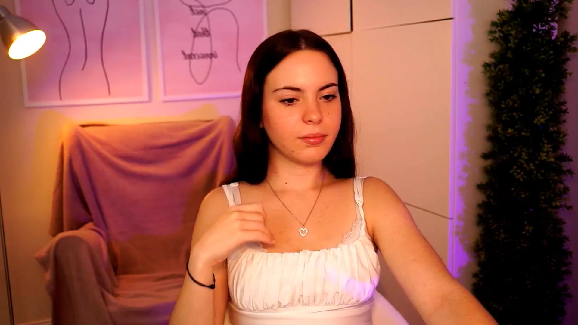 Gallery image thumbnail from LittleMelanie's myfreecams stream on, 07/30/2024, 09:49 image 9 of 20