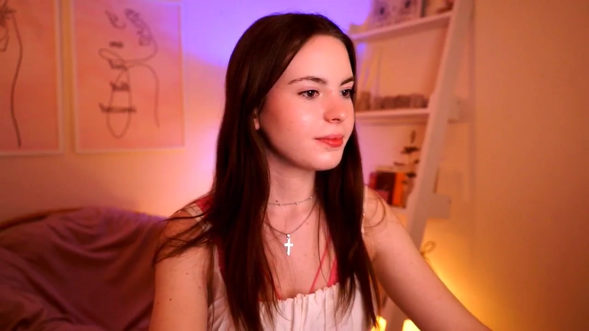 Gallery image thumbnail from LittleMelanie's myfreecams stream on, 05/20/2025, 14:06 image 18 of 20