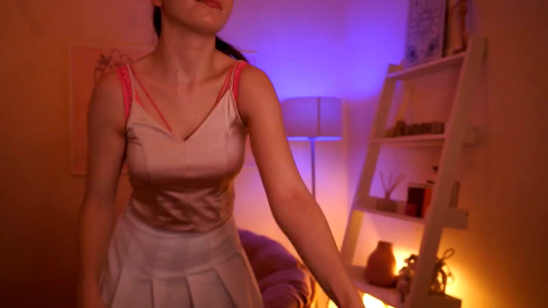 Gallery image thumbnail from LittleMelanie's myfreecams stream on, 05/26/2025, 15:16 image 18 of 20