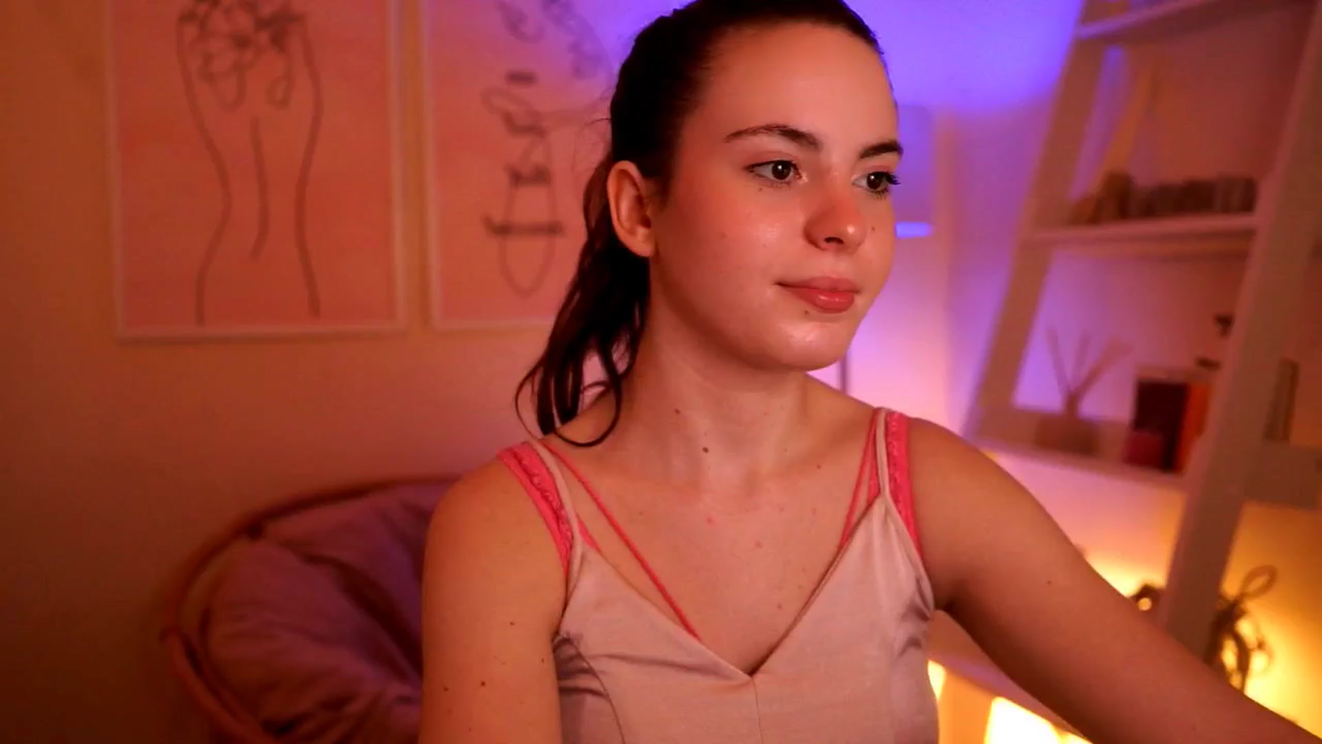 Gallery image thumbnail from LittleMelanie's myfreecams stream on, 05/26/2025, 15:16 image 20 of 20