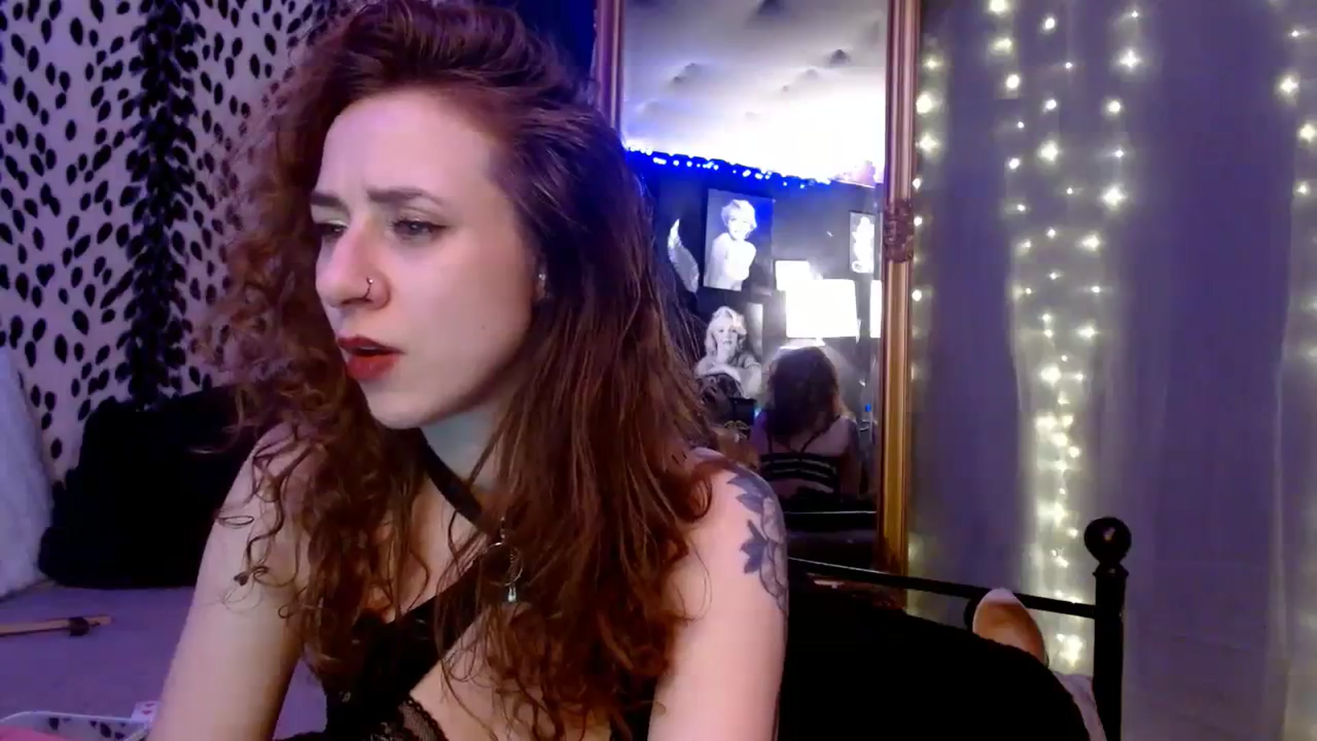 Gallery image thumbnail from LittleMissZee's myfreecams stream on, 01/01/2024, 14:10 image 18 of 20