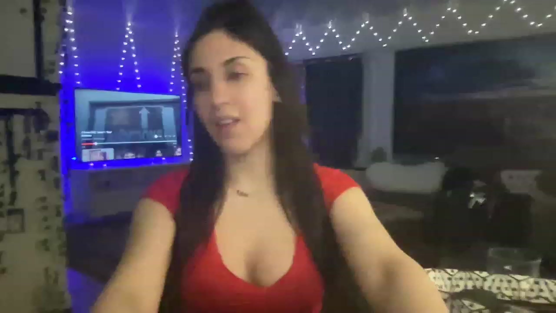 Gallery image thumbnail from LittlePersian's myfreecams stream on, 12/11/2022, 08:24 image 3 of 20