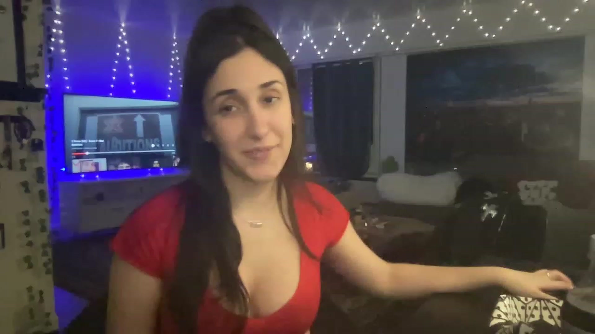Gallery image thumbnail from LittlePersian's myfreecams stream on, 12/11/2022, 08:24 image 14 of 20