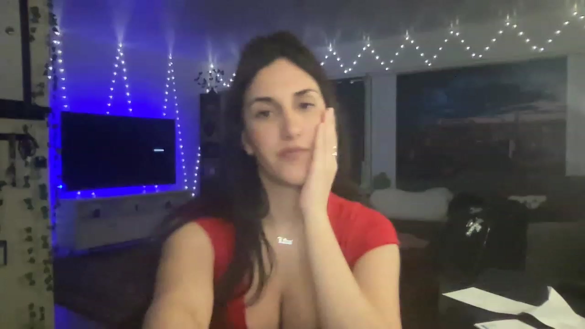 Gallery image thumbnail from LittlePersian's myfreecams stream on, 12/11/2022, 11:14 image 20 of 20