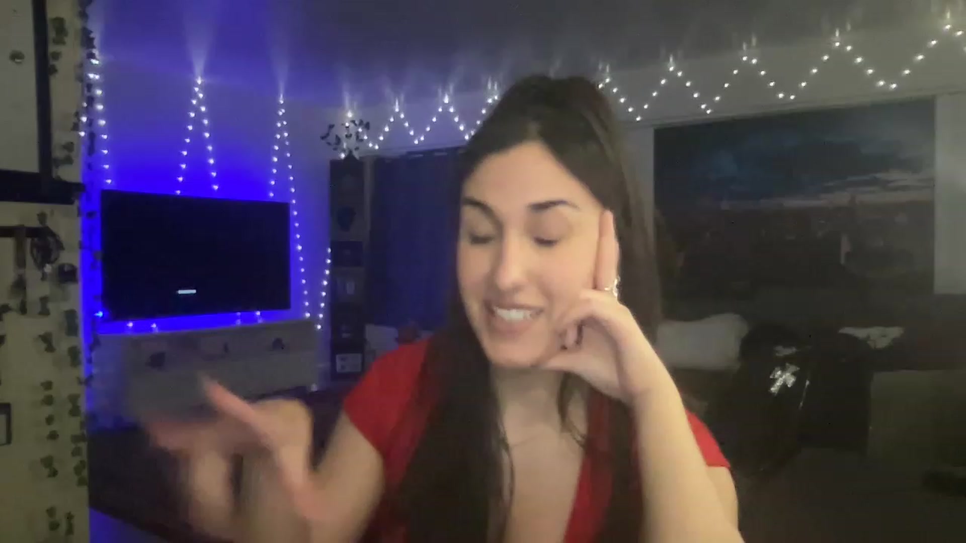 Gallery image thumbnail from LittlePersian's myfreecams stream on, 12/11/2022, 11:14 image 11 of 20