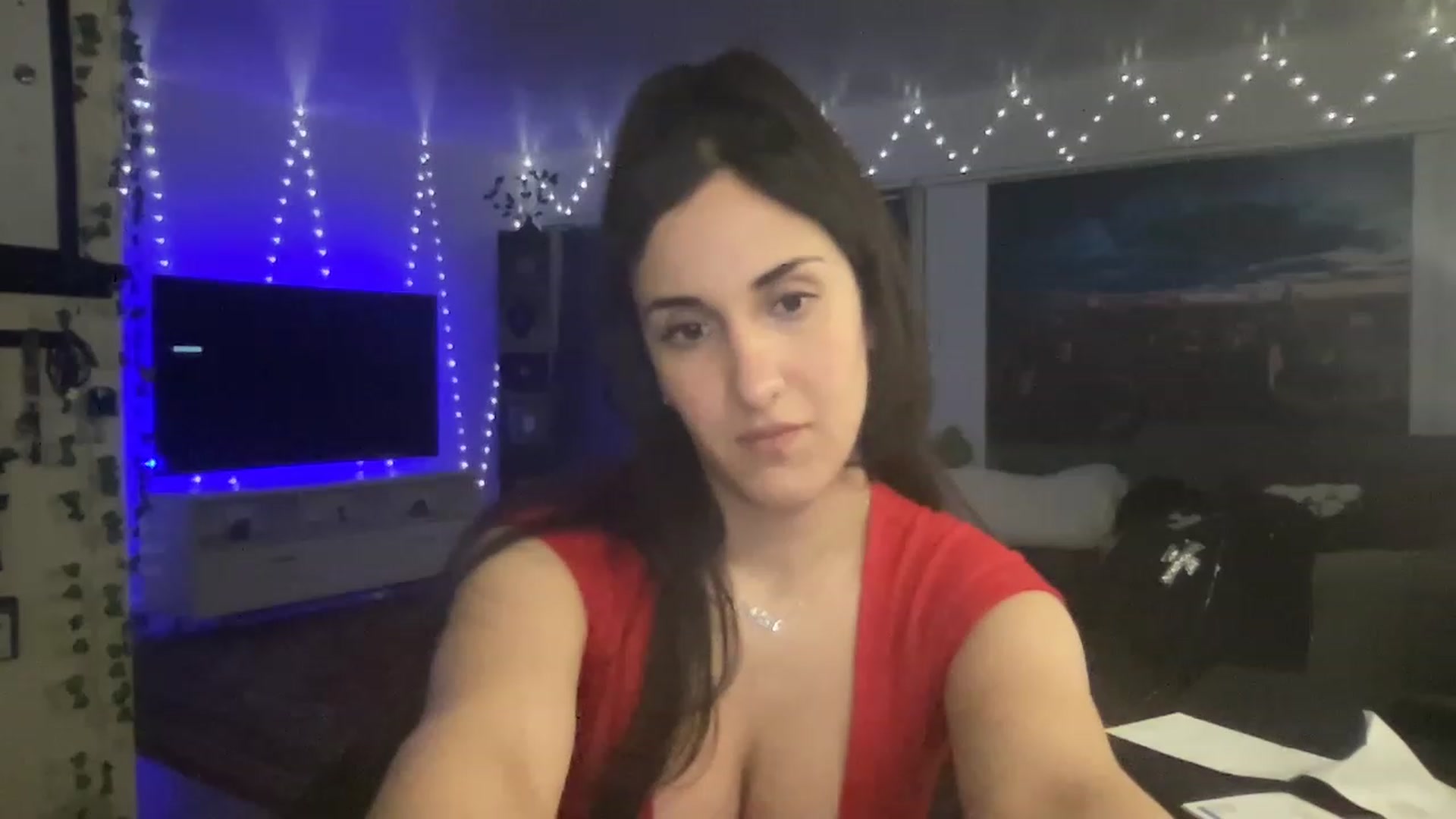 Gallery image thumbnail from LittlePersian's myfreecams stream on, 12/11/2022, 11:14 image 19 of 20