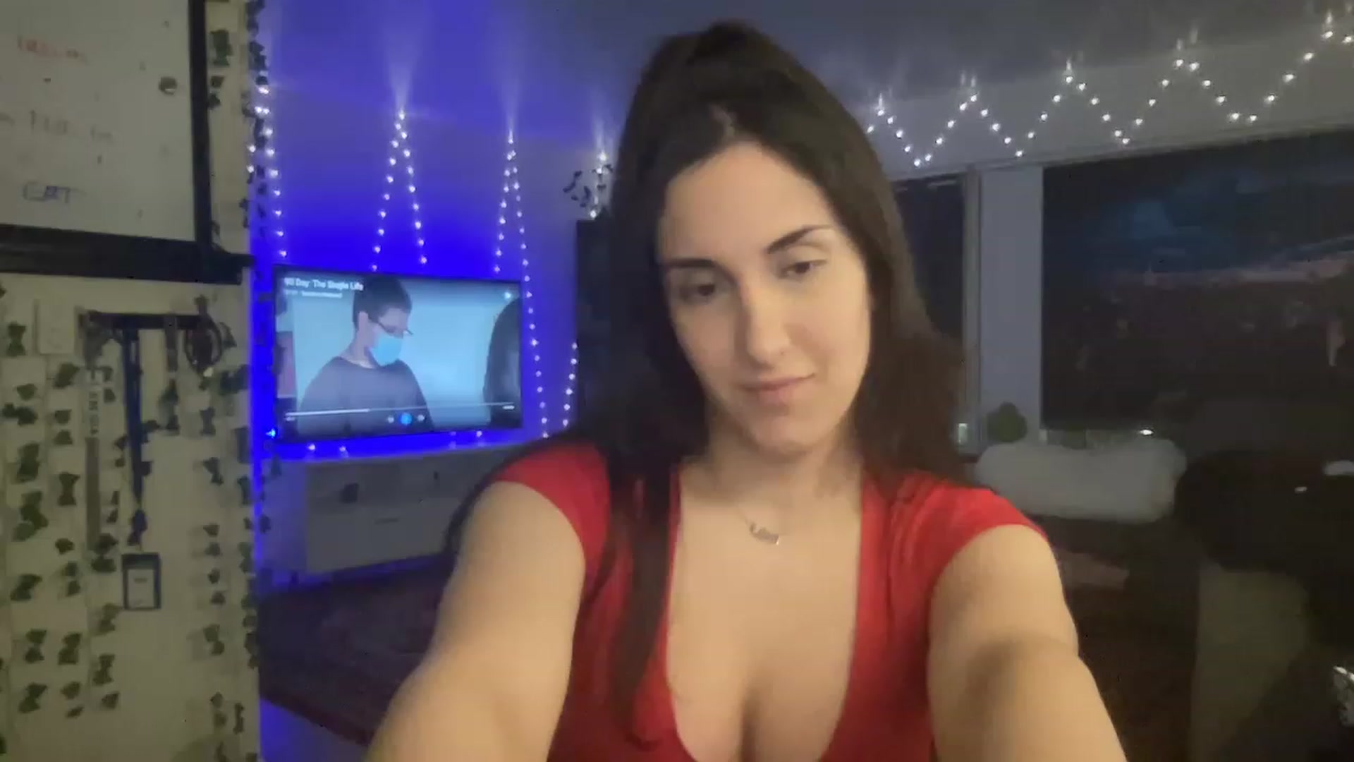 Gallery image thumbnail from LittlePersian's myfreecams stream on, 12/12/2022, 03:50 image 5 of 20
