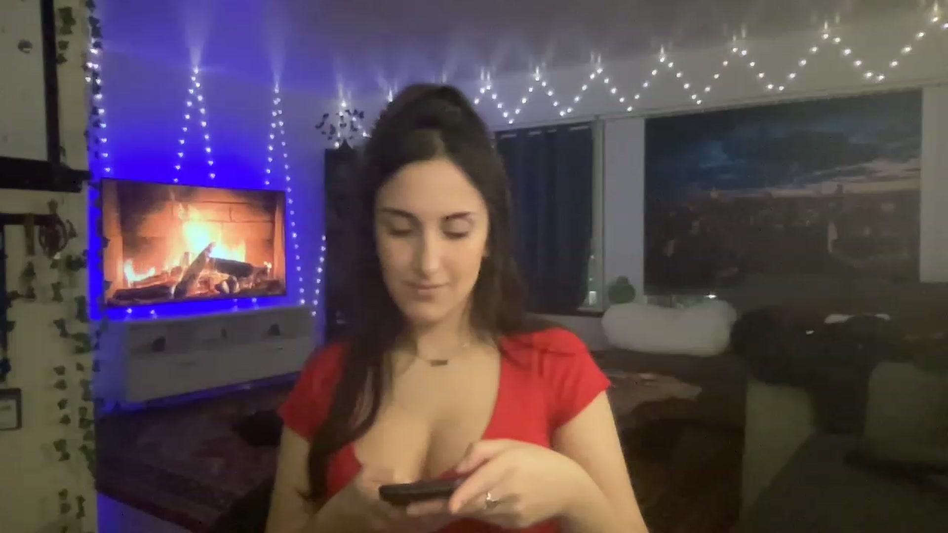 Gallery image thumbnail from LittlePersian's myfreecams stream on, 12/12/2022, 04:34 image 18 of 20