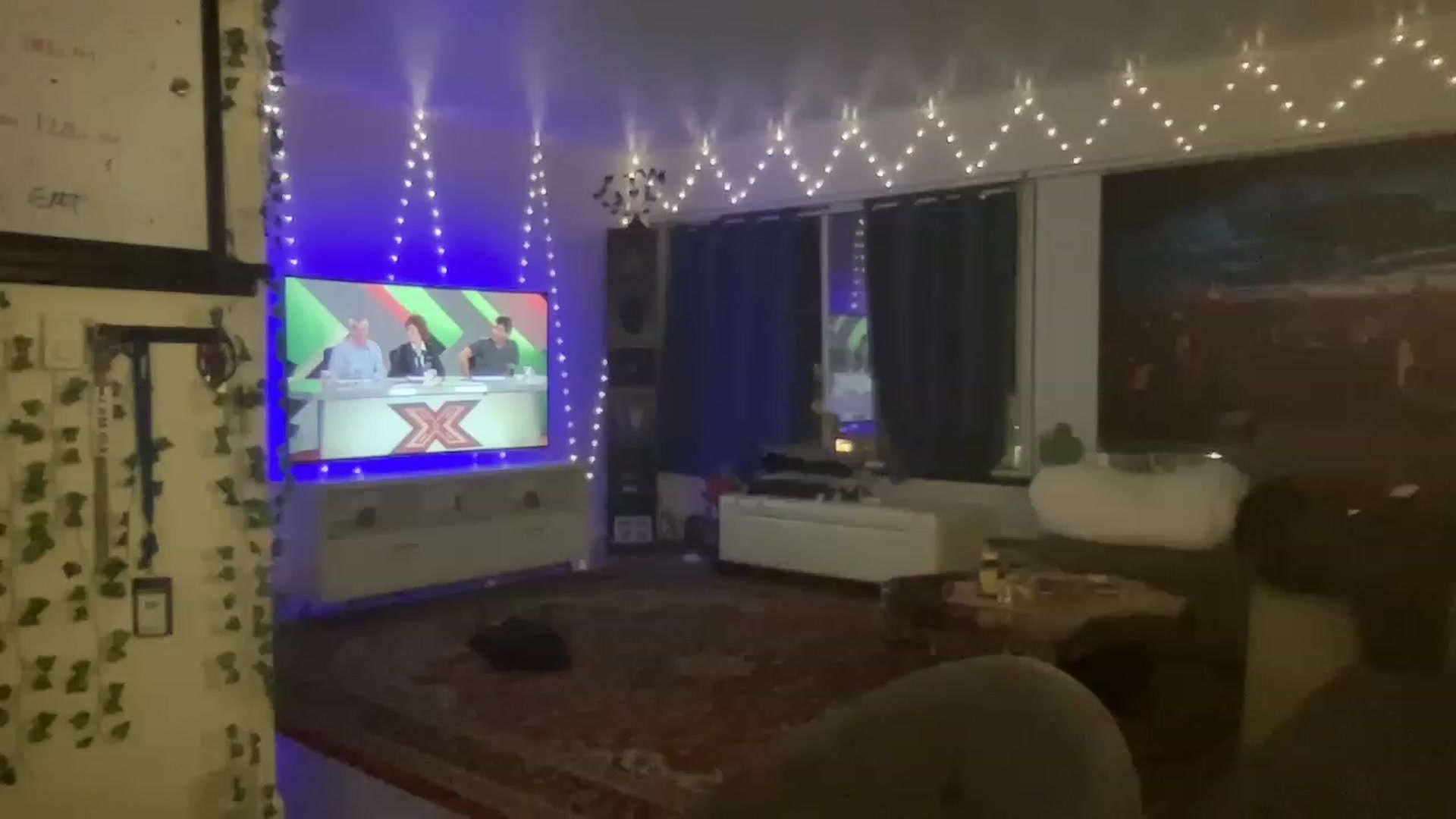 Gallery image thumbnail from LittlePersian's myfreecams stream on, 12/12/2022, 06:42 image 7 of 20
