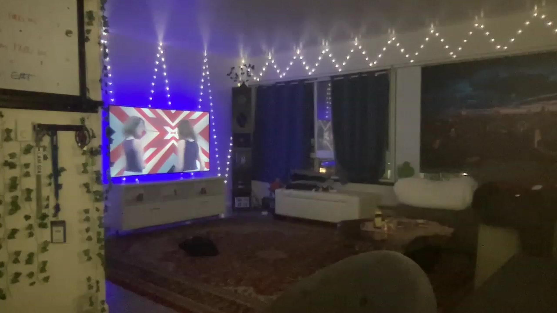 Gallery image thumbnail from LittlePersian's myfreecams stream on, 12/12/2022, 06:42 image 3 of 20