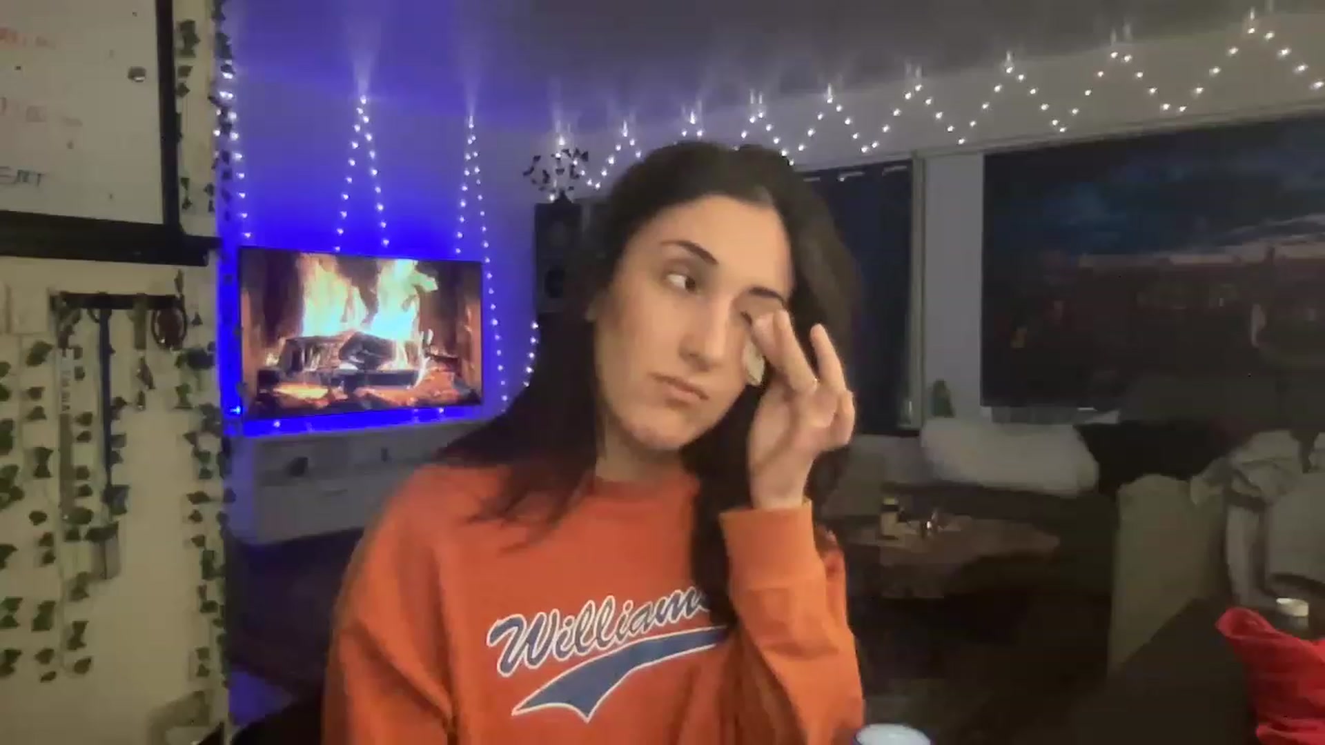 Gallery image thumbnail from LittlePersian's myfreecams stream on, 12/18/2022, 07:13 image 18 of 20
