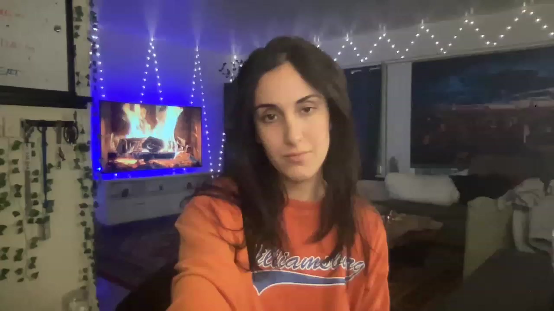 Gallery image thumbnail from LittlePersian's myfreecams stream on, 12/18/2022, 07:13 image 19 of 20