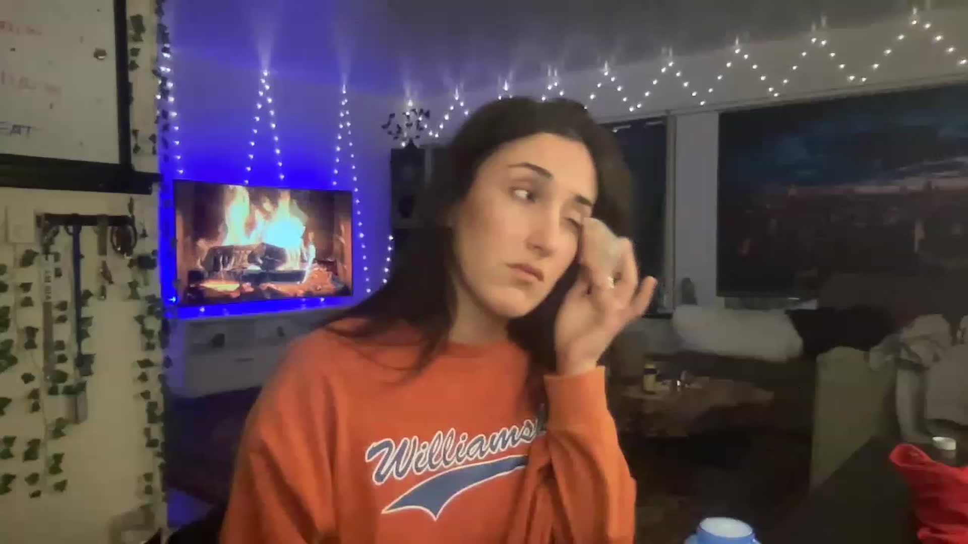 Gallery image thumbnail from LittlePersian's myfreecams stream on, 12/18/2022, 07:13 image 17 of 20