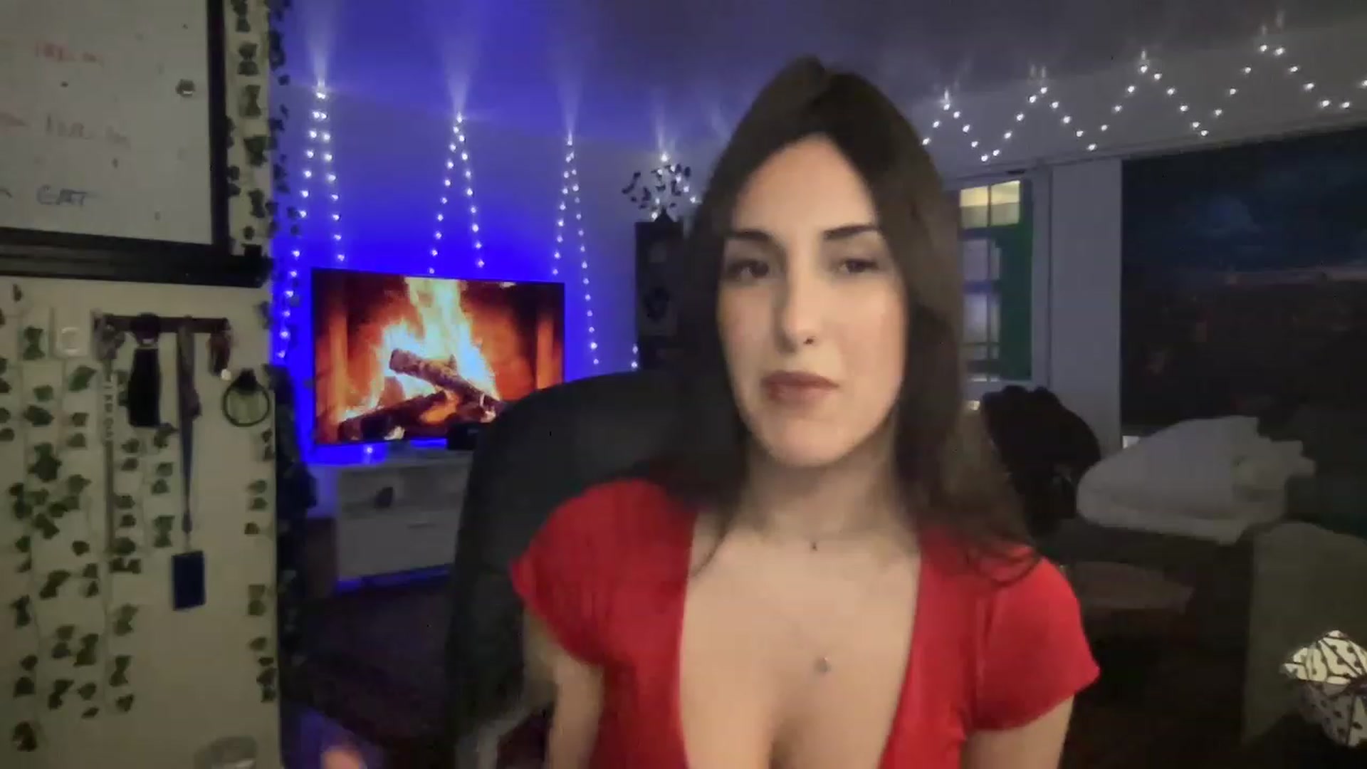Gallery image thumbnail from LittlePersian's myfreecams stream on, 02/26/2023, 06:00 image 10 of 20