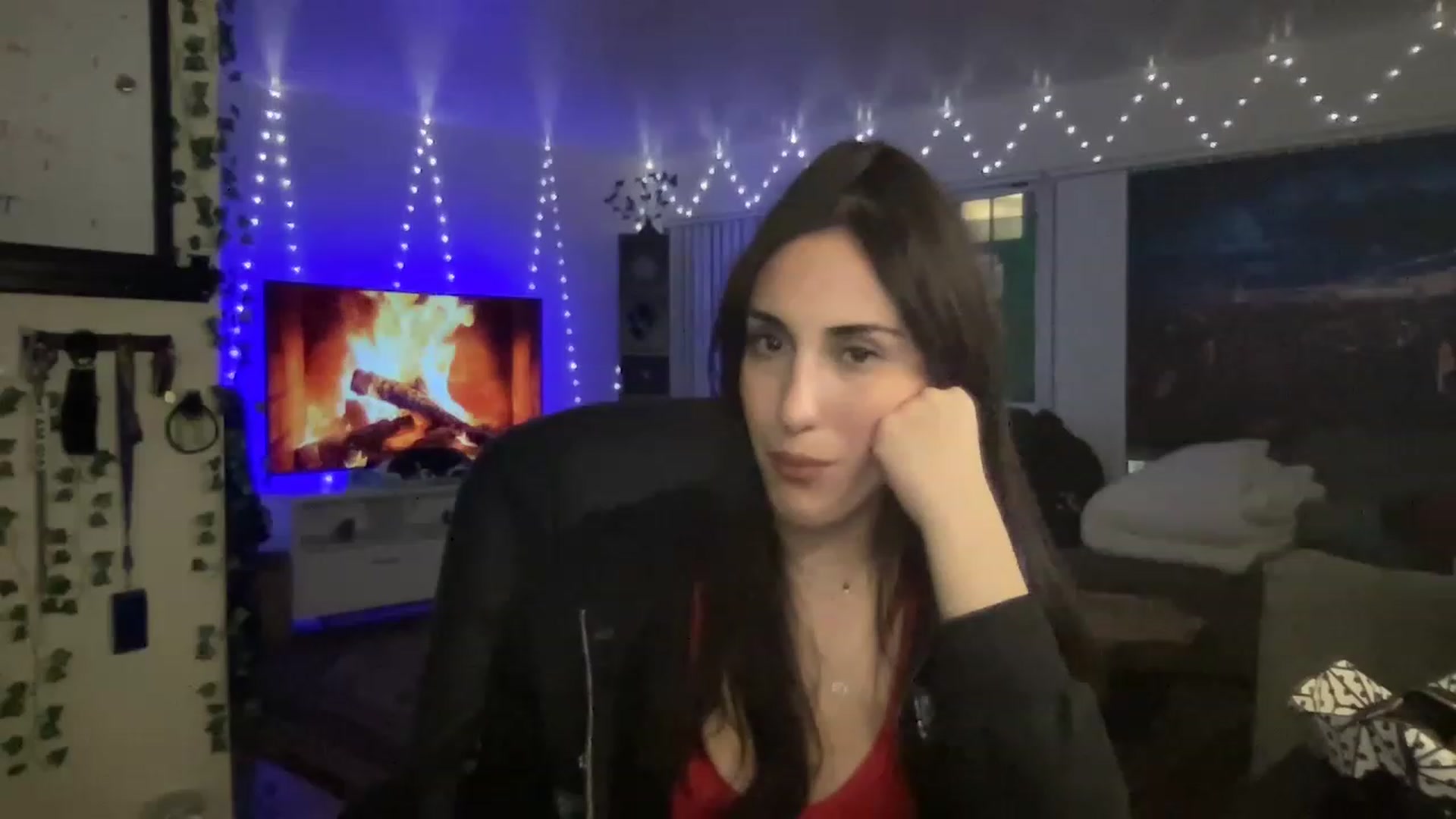 Gallery image thumbnail from LittlePersian's myfreecams stream on, 02/26/2023, 06:00 image 18 of 20