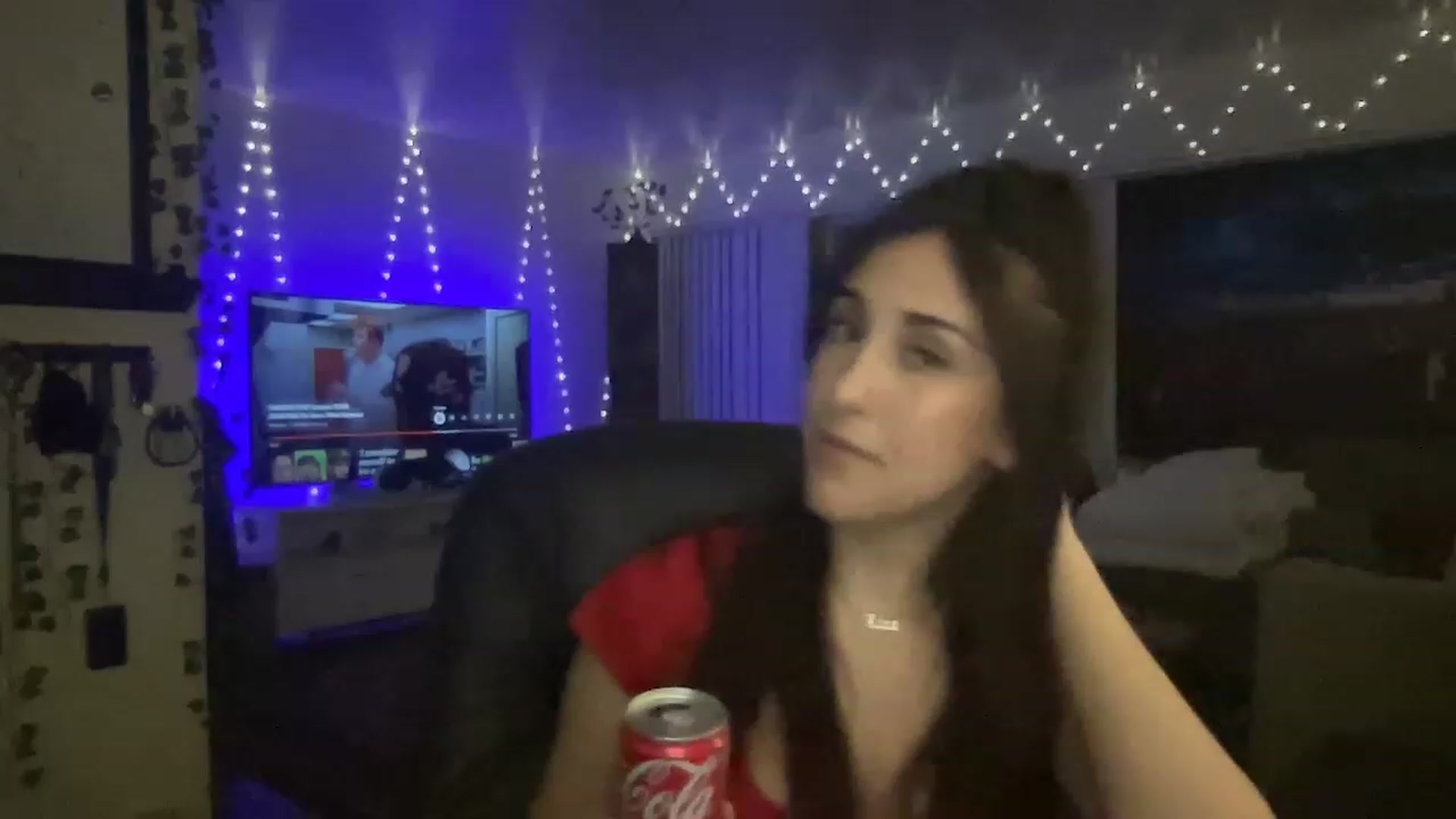 Gallery image thumbnail from LittlePersian's myfreecams stream on, 02/27/2023, 06:22 image 10 of 20