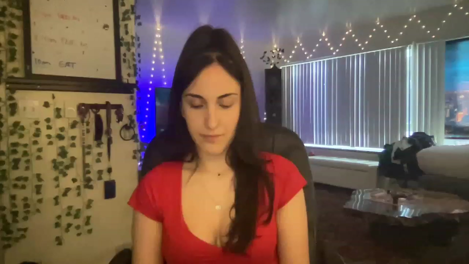 Gallery image thumbnail from LittlePersian's myfreecams stream on, 03/27/2023, 02:25 image 14 of 20