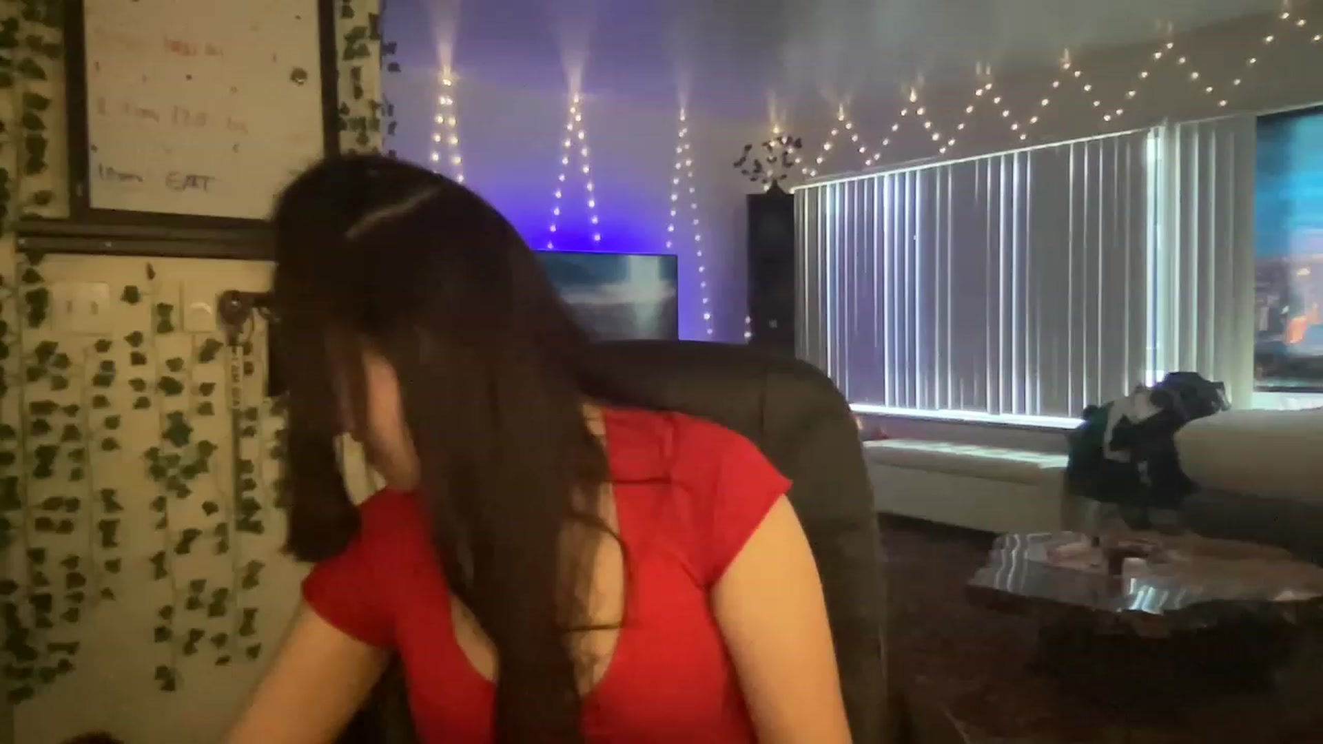 Gallery image thumbnail from LittlePersian's myfreecams stream on, 03/27/2023, 02:25 image 13 of 20