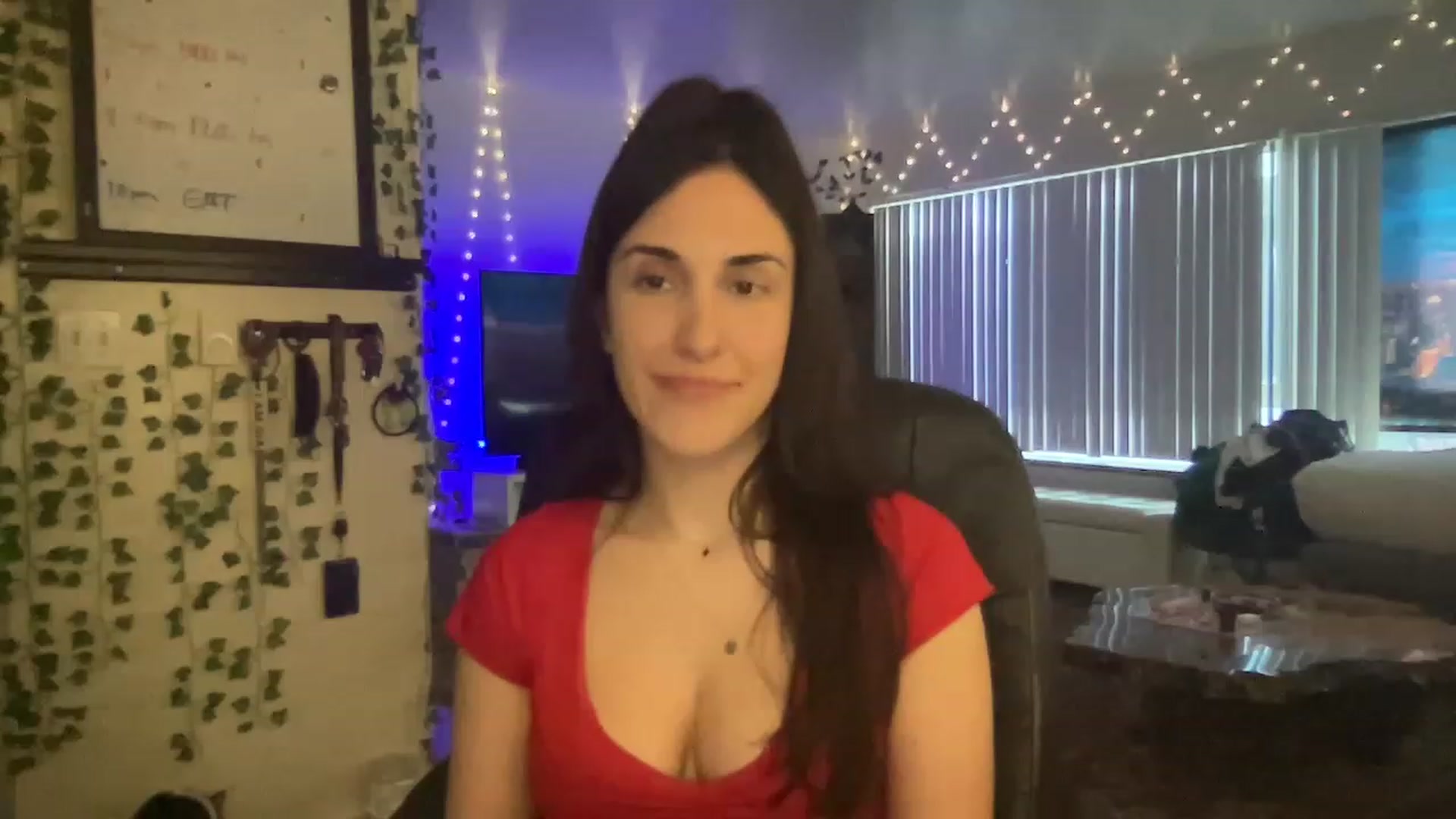 Gallery image thumbnail from LittlePersian's myfreecams stream on, 03/27/2023, 02:25 image 17 of 20