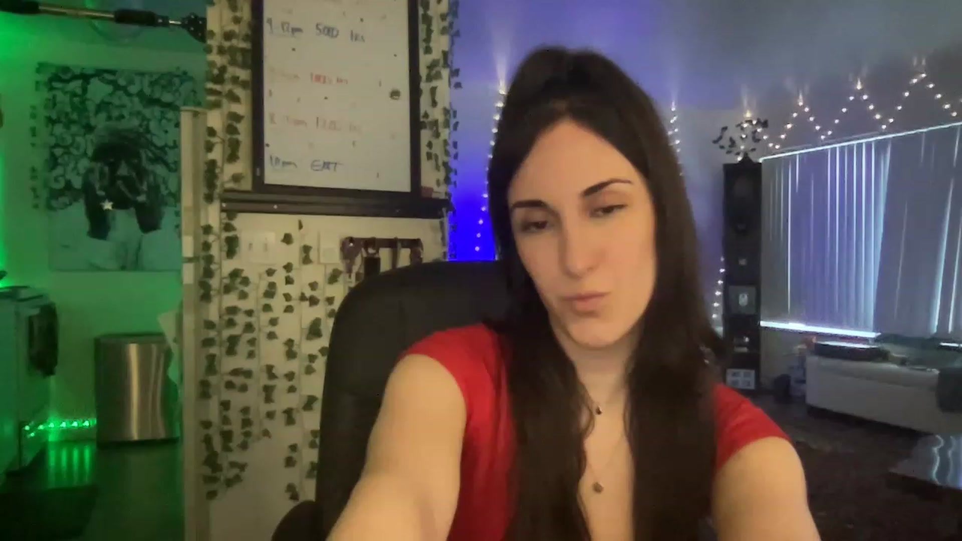 Gallery image thumbnail from LittlePersian's myfreecams stream on, 04/24/2023, 01:58 image 16 of 20