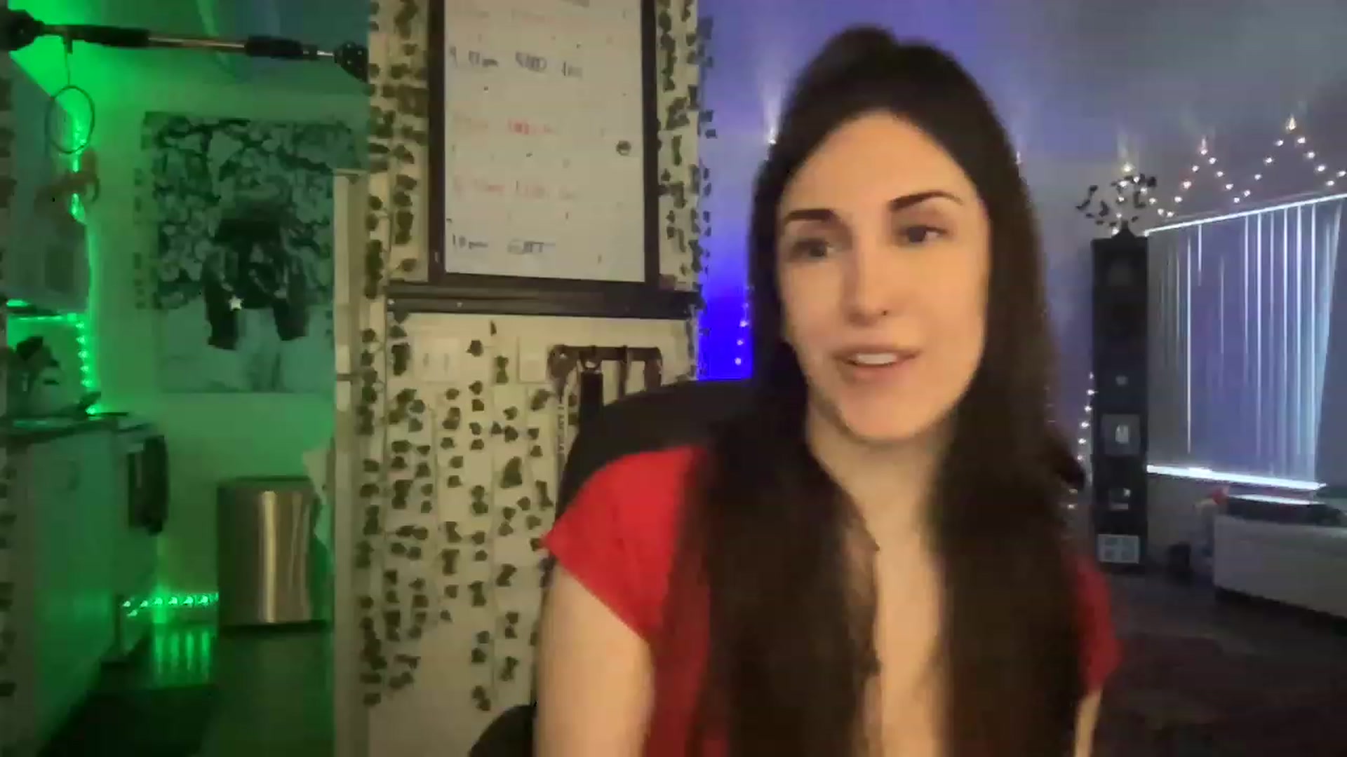 Gallery image thumbnail from LittlePersian's myfreecams stream on, 04/24/2023, 01:58 image 1 of 20