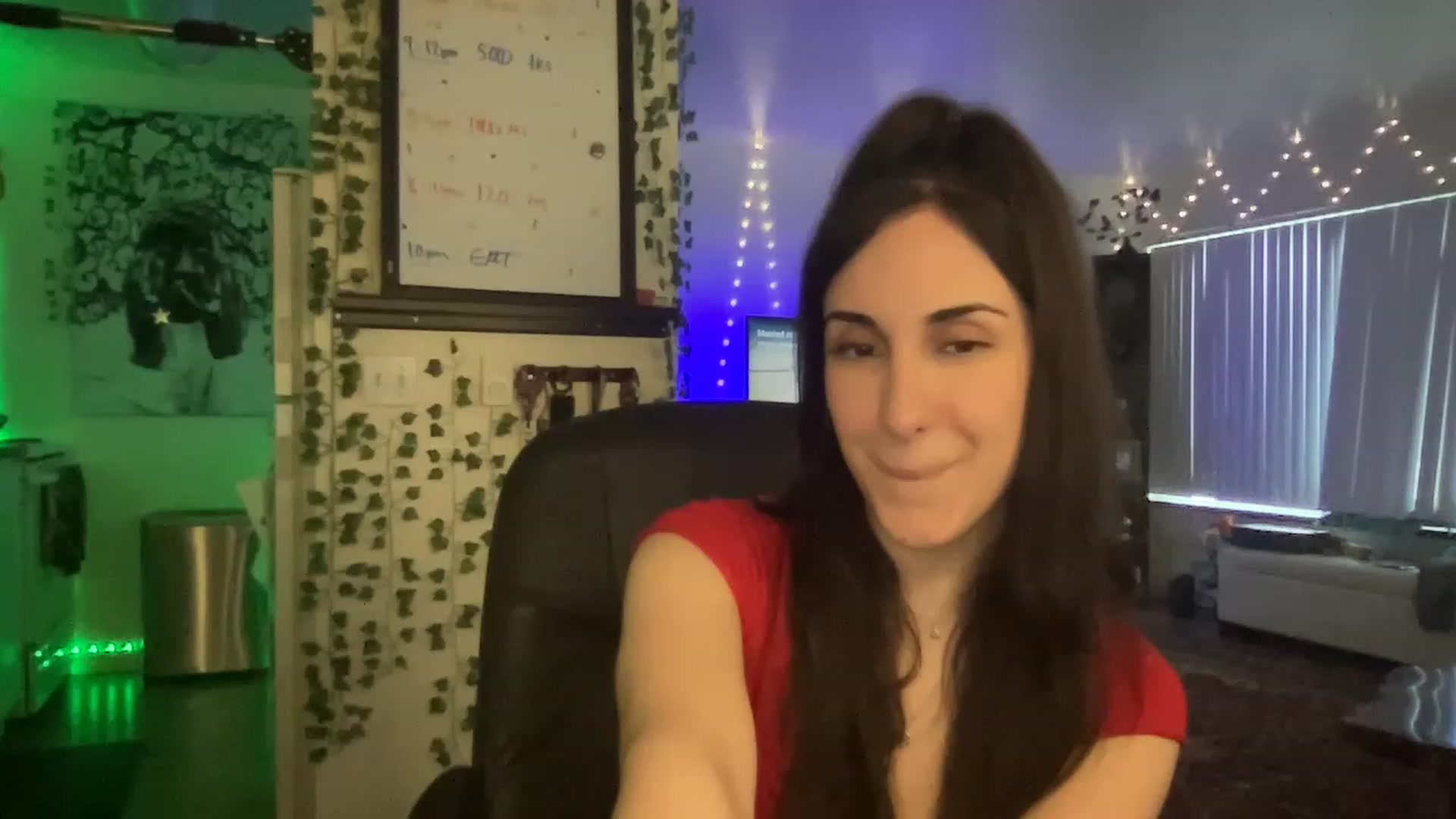 Gallery image thumbnail from LittlePersian's myfreecams stream on, 04/24/2023, 01:58 image 19 of 20