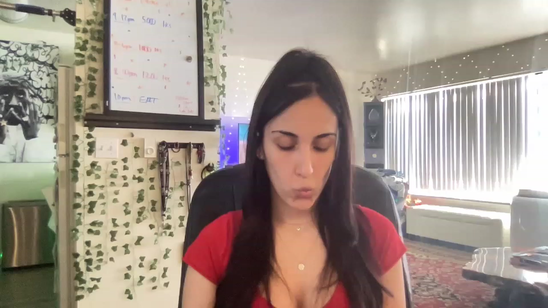 Gallery image thumbnail from LittlePersian's myfreecams stream on, 05/21/2023, 02:57 image 1 of 20